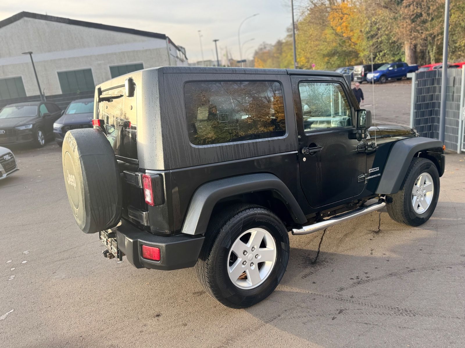 Fahrzeugabbildung Jeep WRANGLER UNLIMITED SPORT 2.8 CRD*NAVI*4X4*AHK*