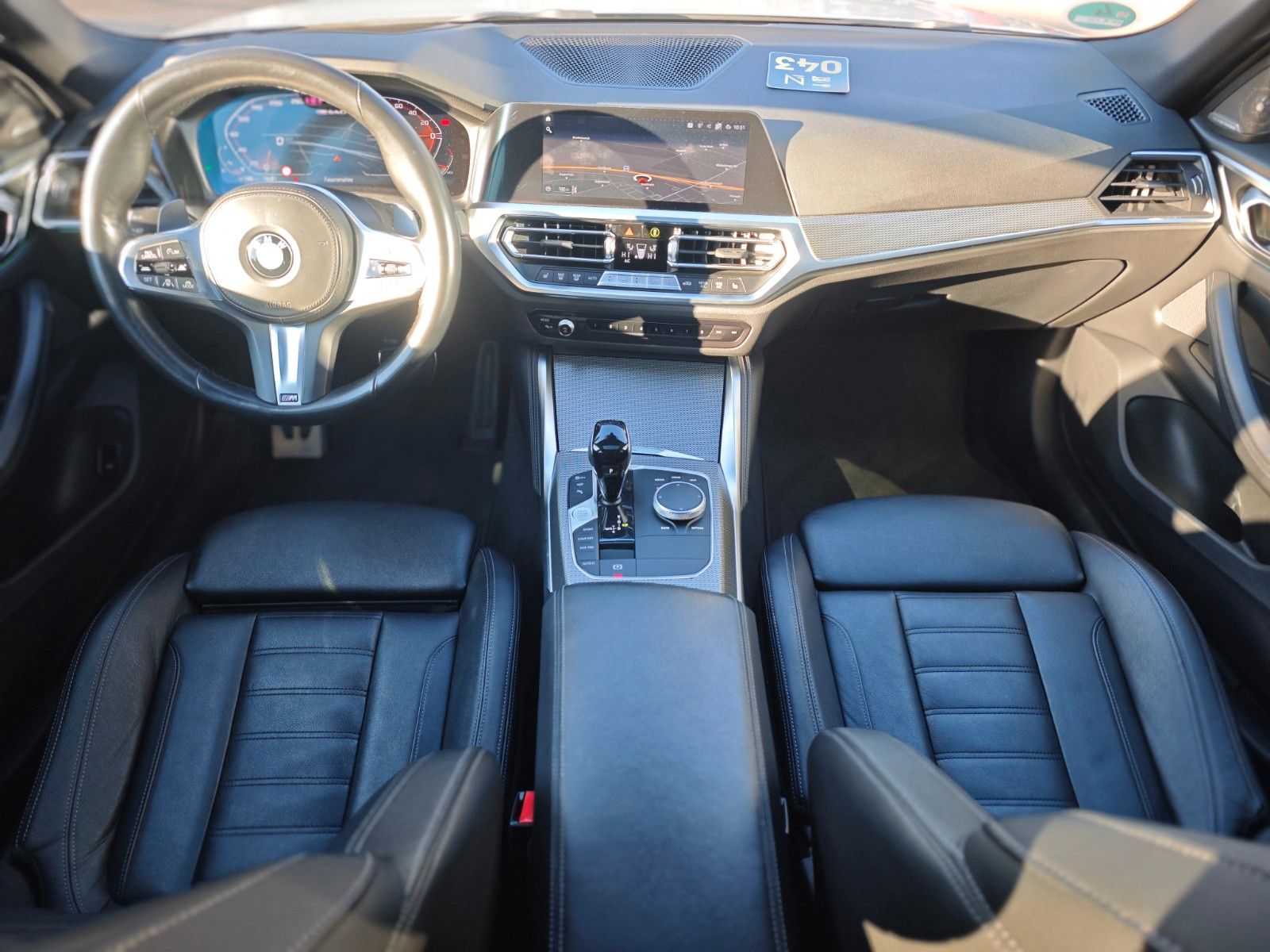 Fahrzeugabbildung BMW M440 i xDrive*EL.SD*SHADOW*BMW LIVE*LEDER*KREIDE
