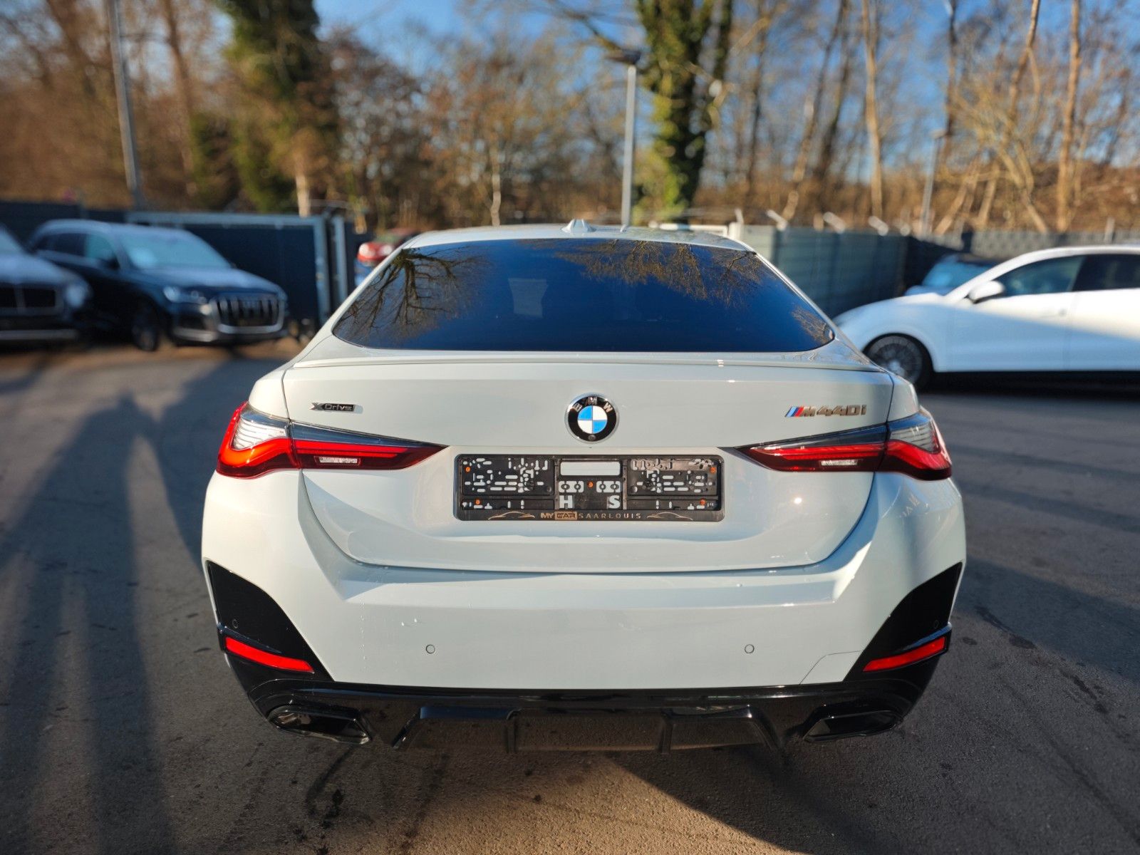 Fahrzeugabbildung BMW M440 i xDrive*EL.SD*SHADOW*BMW LIVE*LEDER*KREIDE