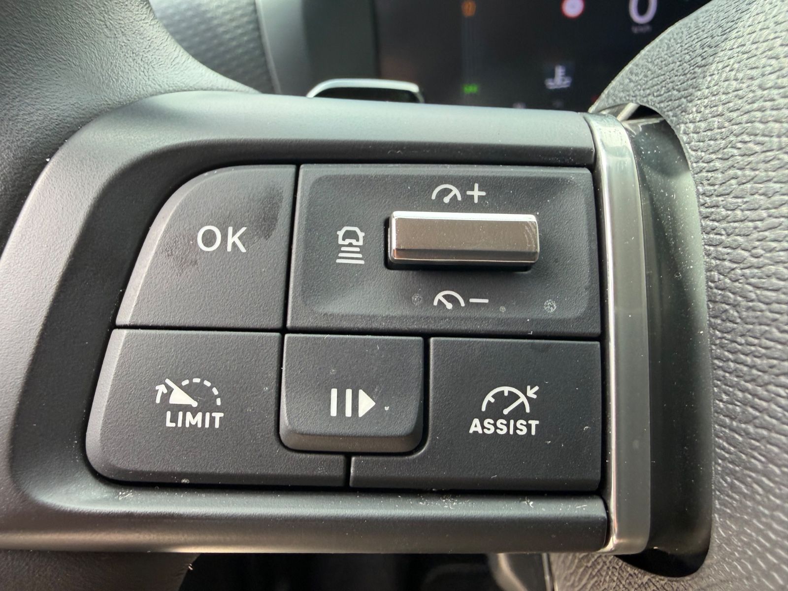 Fahrzeugabbildung Citroën C4 LIM MAX*FACELIFT*AUT*KAMERA*LEDER*LED*TOP