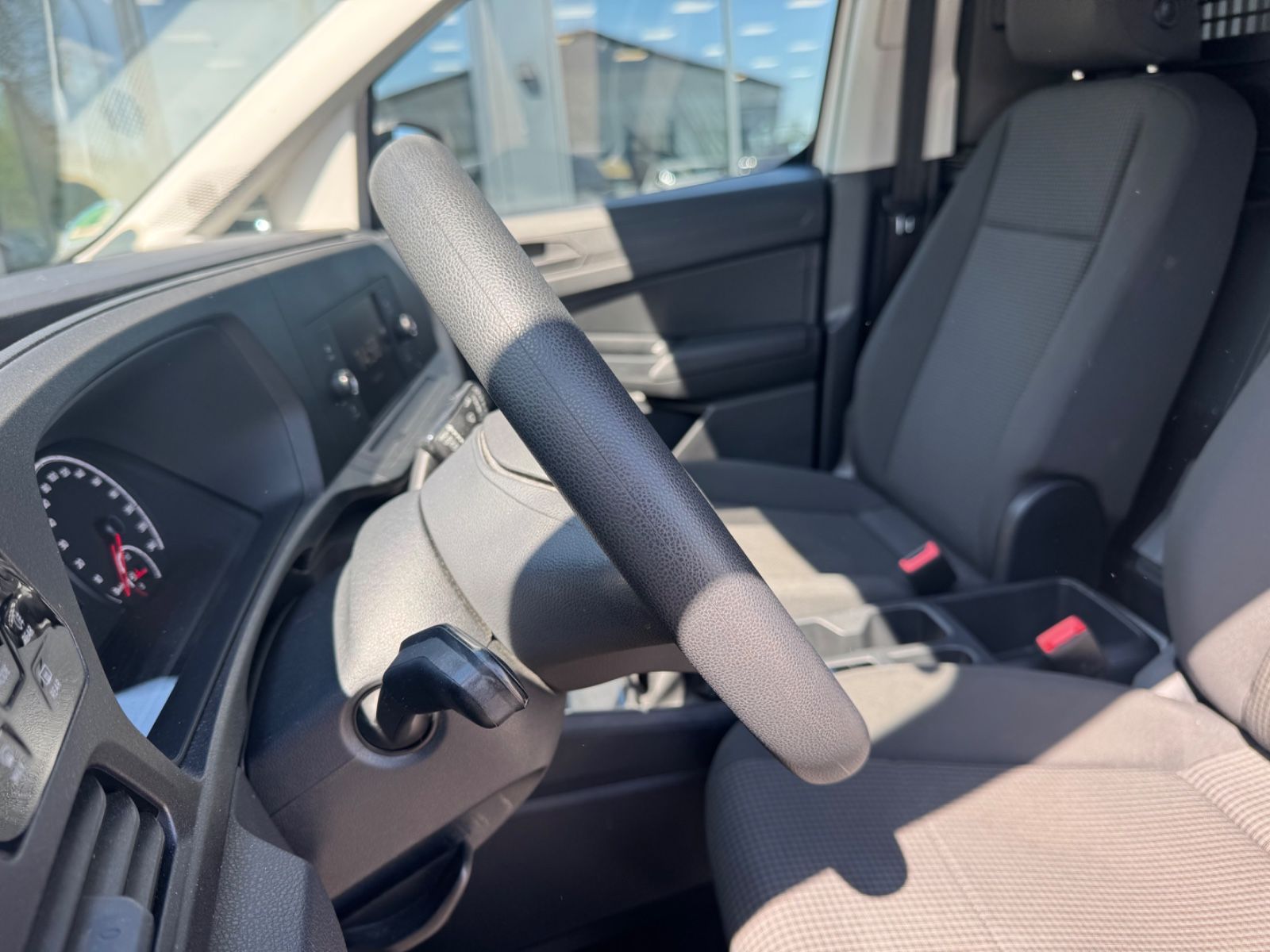 Fahrzeugabbildung Volkswagen CADDY CARGO *KLIMA*PDC*2. HAND*FACELIFT*