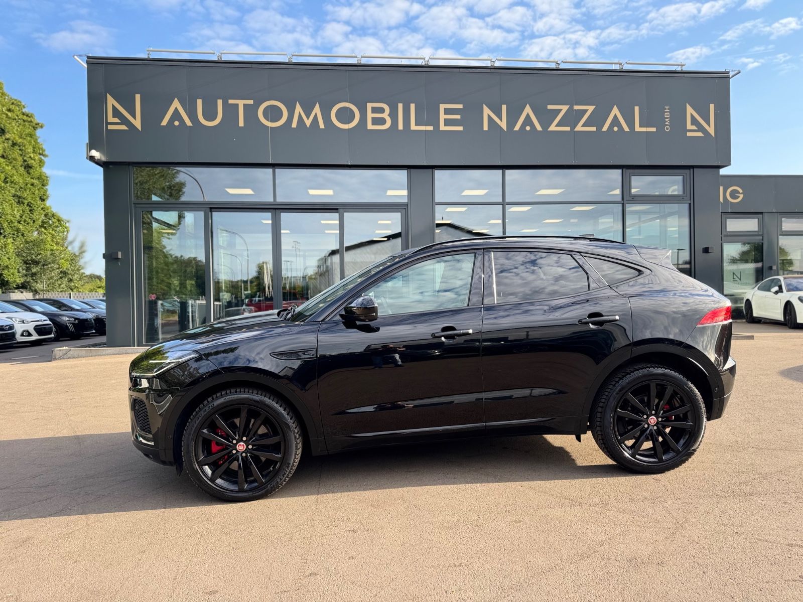 Fahrzeugabbildung Jaguar E-PACE R-DYNAMIC BLACK PAKET SE AWD*VOLL*