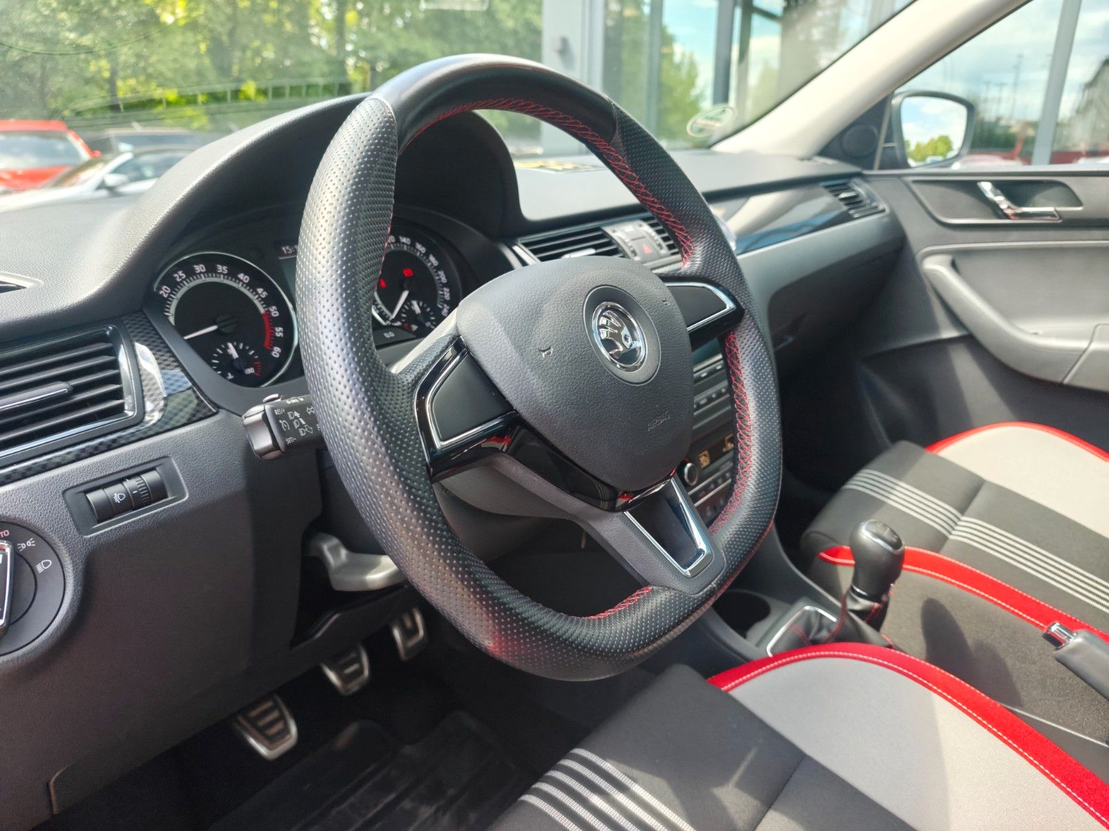 Fahrzeugabbildung SKODA RAPID LIM* MONTE CARLO *NAVI*PANO*SHZ*2.HAND