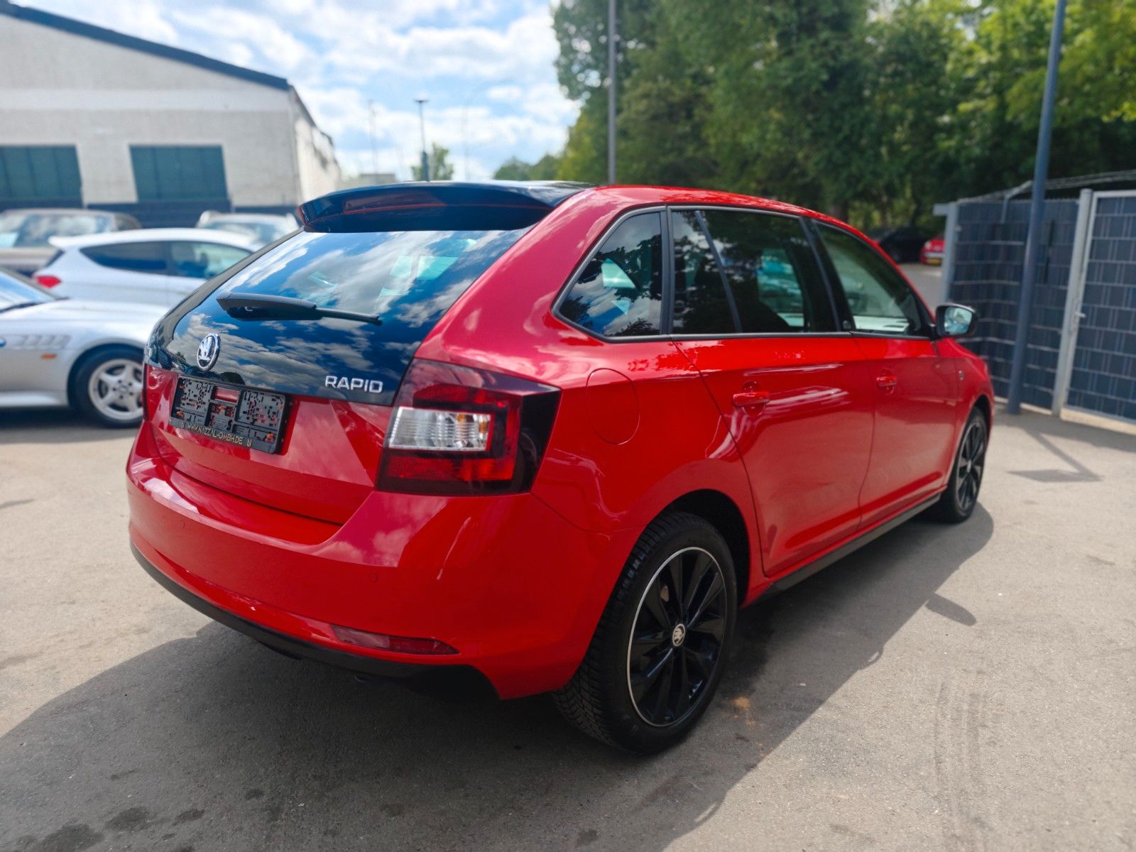 Fahrzeugabbildung SKODA RAPID LIM* MONTE CARLO *NAVI*PANO*SHZ*2.HAND