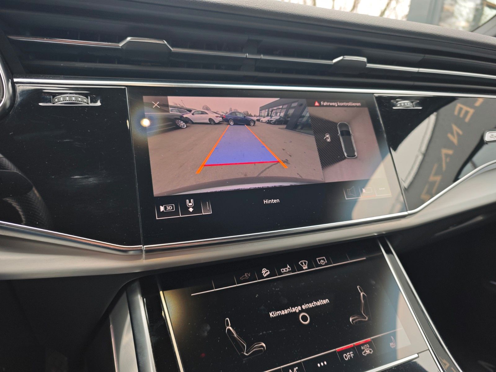 Fahrzeugabbildung Audi Q7 55TFSIe QUATTRO 3X S LINE*EL.AHK*MATRIX*LUFT