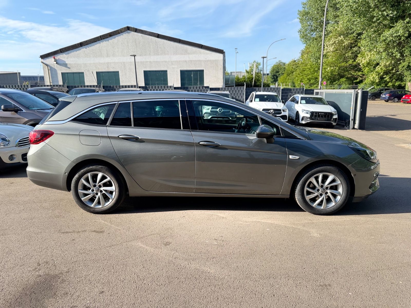 Fahrzeugabbildung Opel ASTRA K SPORTS TOURER ELEGANCE *AUT*2.HAND*NAVI*