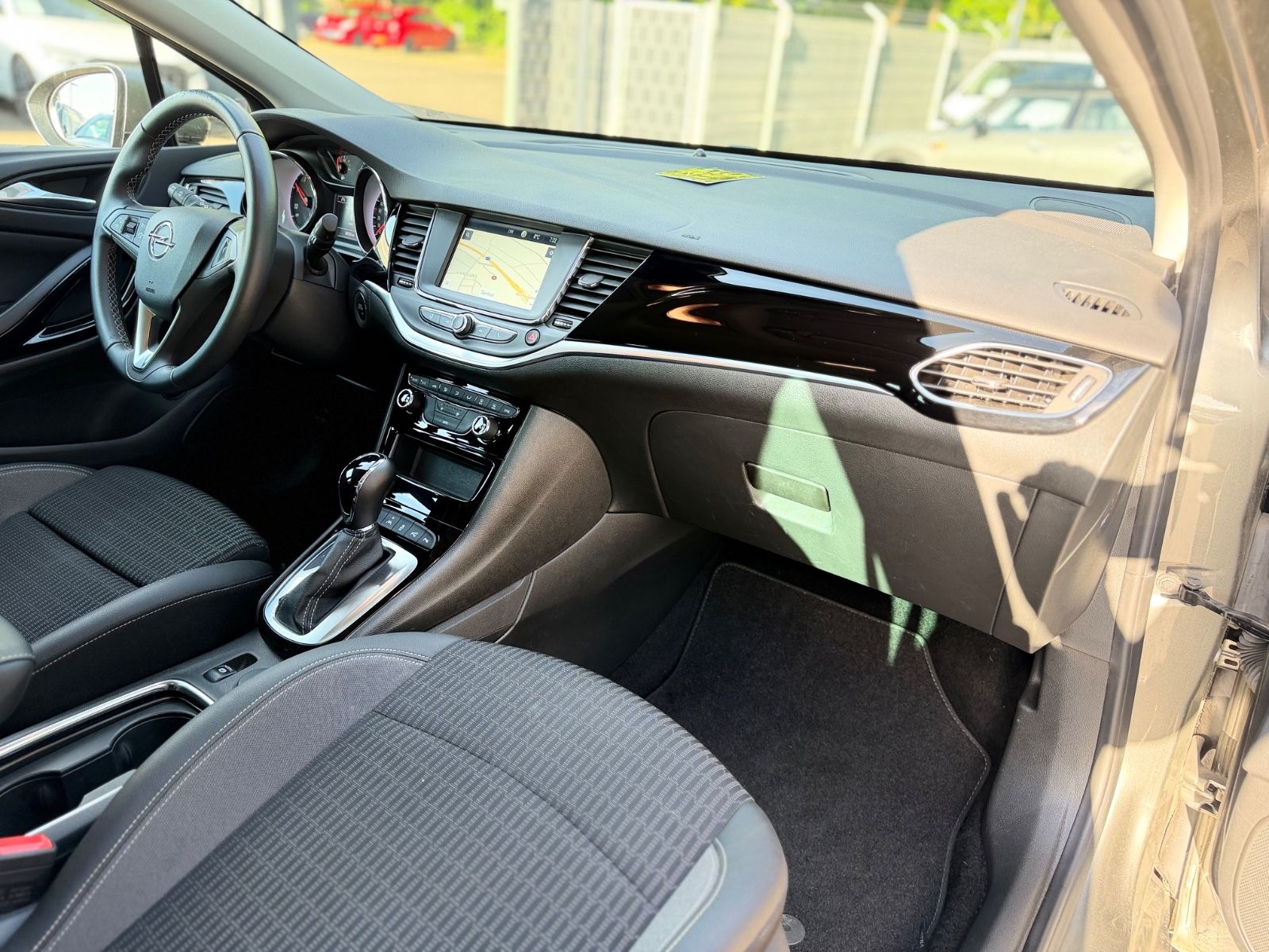 Fahrzeugabbildung Opel ASTRA K SPORTS TOURER ELEGANCE *AUT*2.HAND*NAVI*