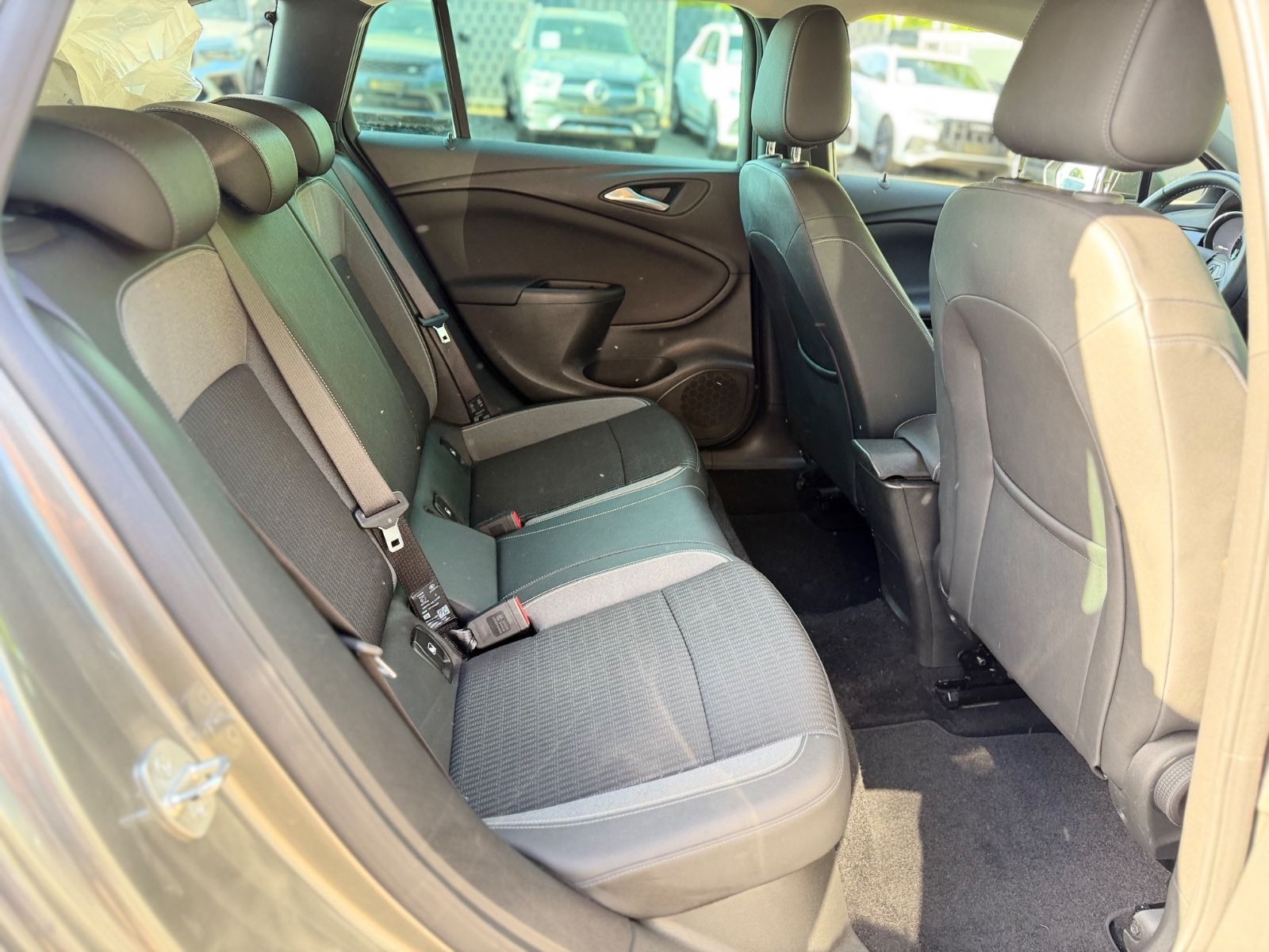 Fahrzeugabbildung Opel ASTRA K SPORTS TOURER ELEGANCE *AUT*2.HAND*NAVI*