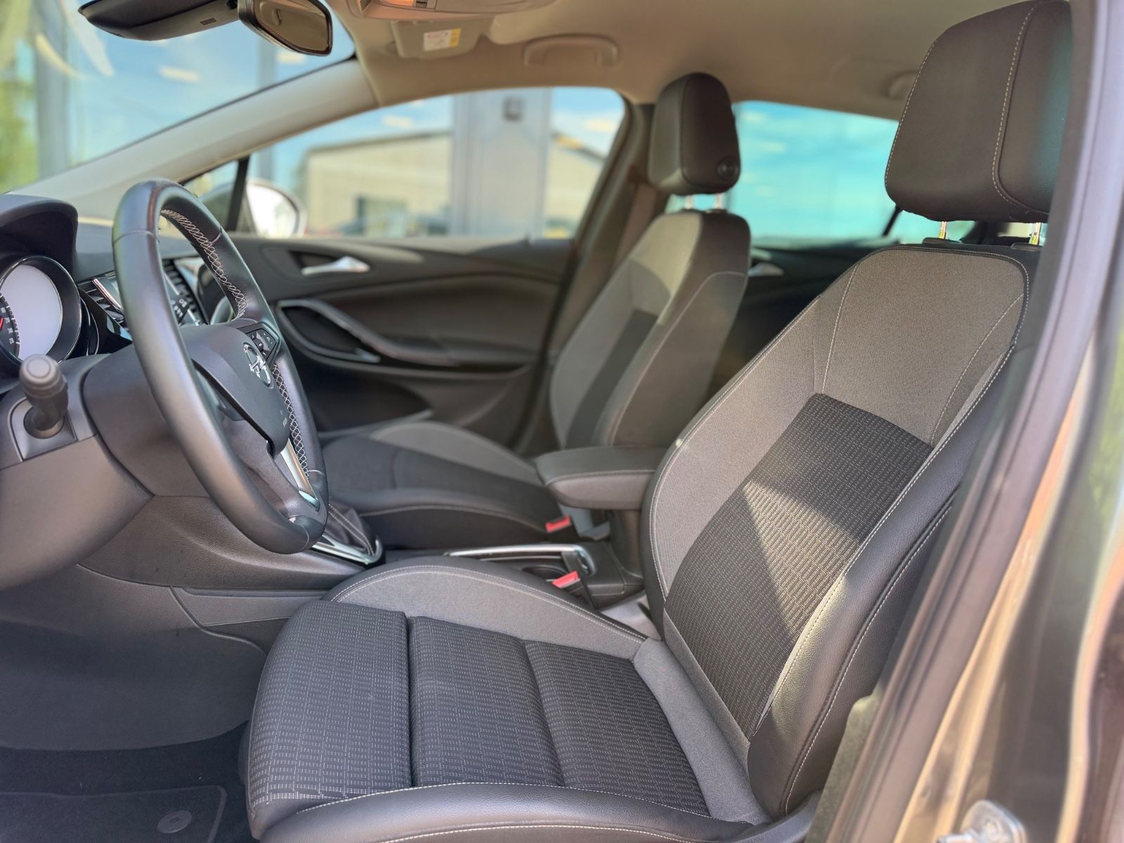 Fahrzeugabbildung Opel ASTRA K SPORTS TOURER ELEGANCE *AUT*2.HAND*NAVI*