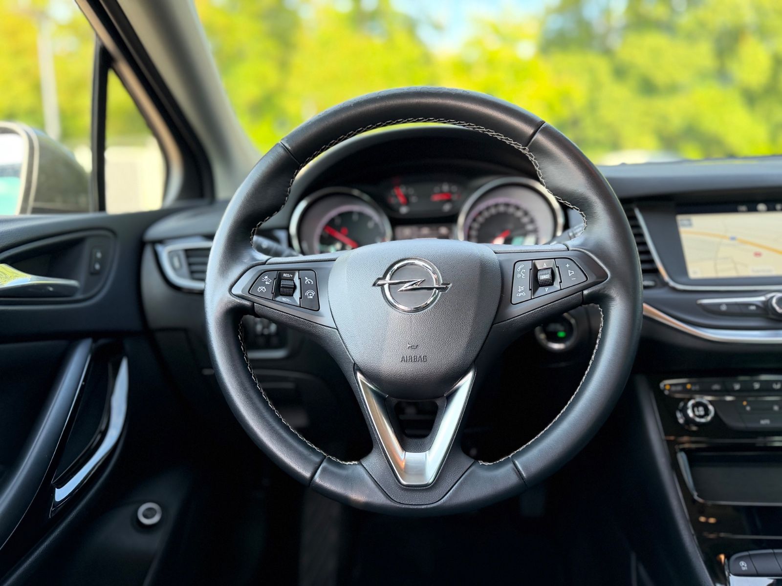 Fahrzeugabbildung Opel ASTRA K SPORTS TOURER ELEGANCE *AUT*2.HAND*NAVI*