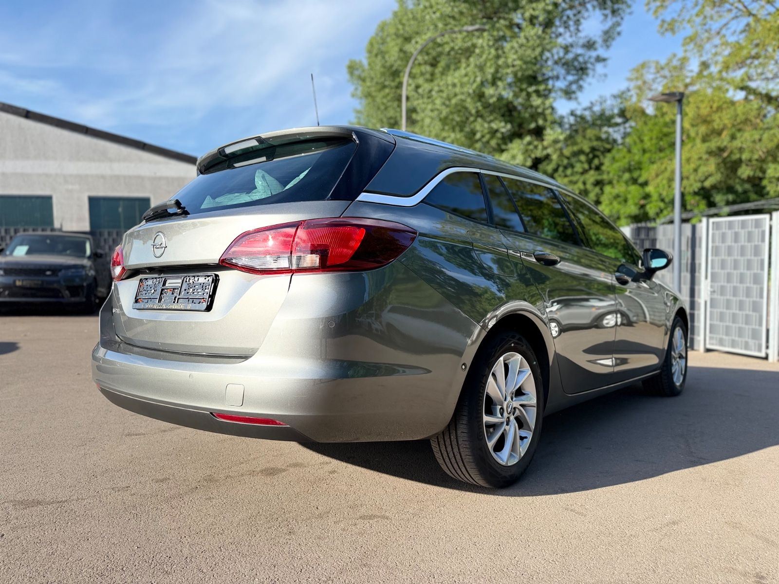 Fahrzeugabbildung Opel ASTRA K SPORTS TOURER ELEGANCE *AUT*2.HAND*NAVI*