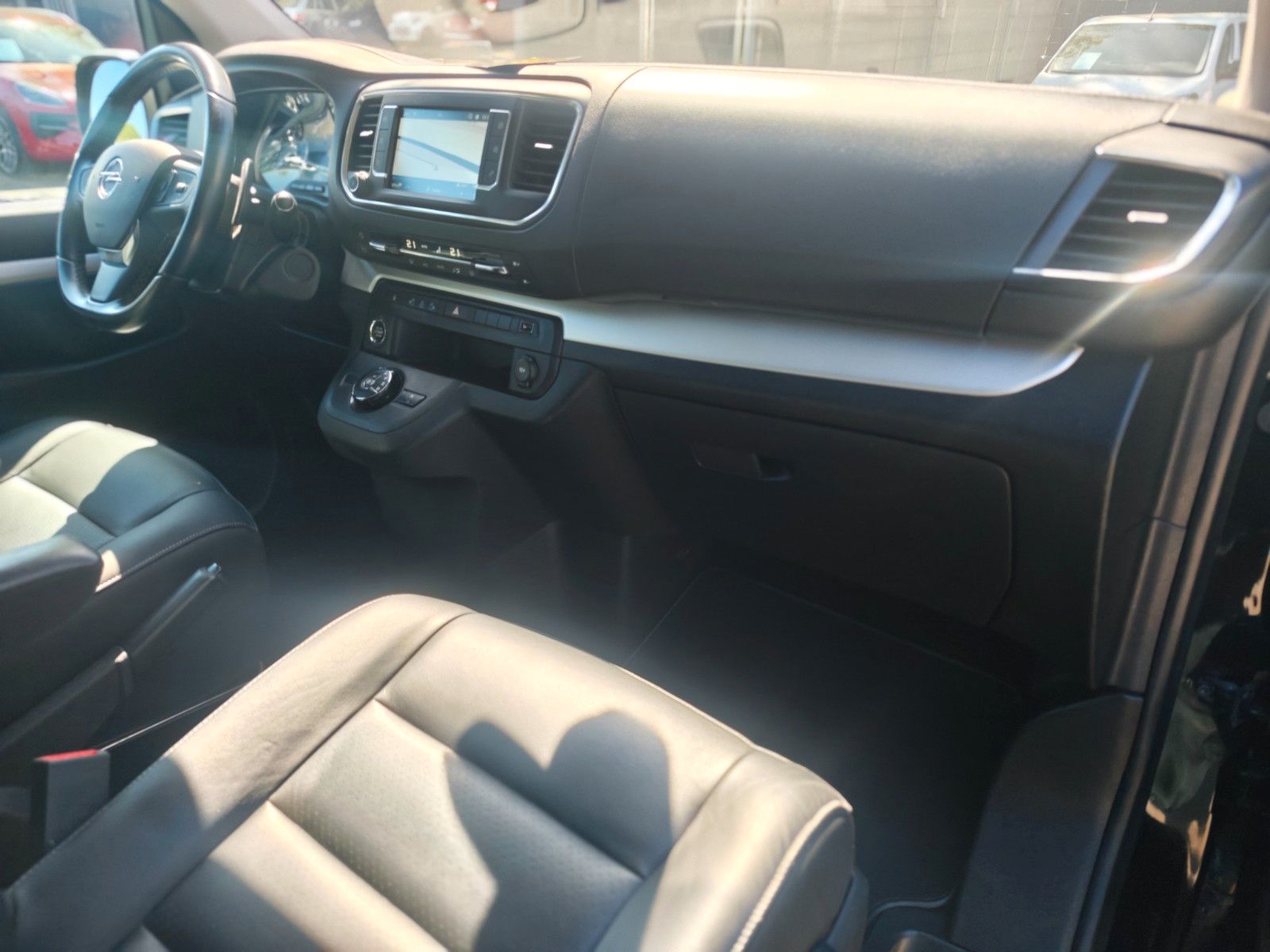 Fahrzeugabbildung Opel ZAFIRA LIFE*AUT.*2X ELEKTR. SCHIEBETÜR*MASSAGE*