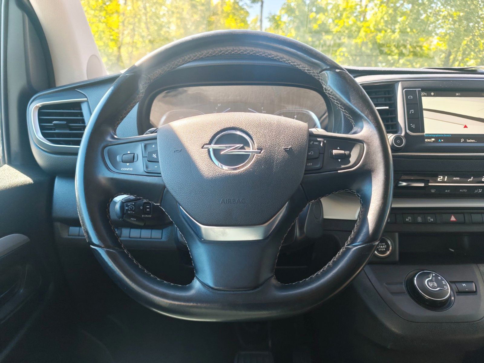 Fahrzeugabbildung Opel ZAFIRA LIFE*AUT.*2X ELEKTR. SCHIEBETÜR*MASSAGE*
