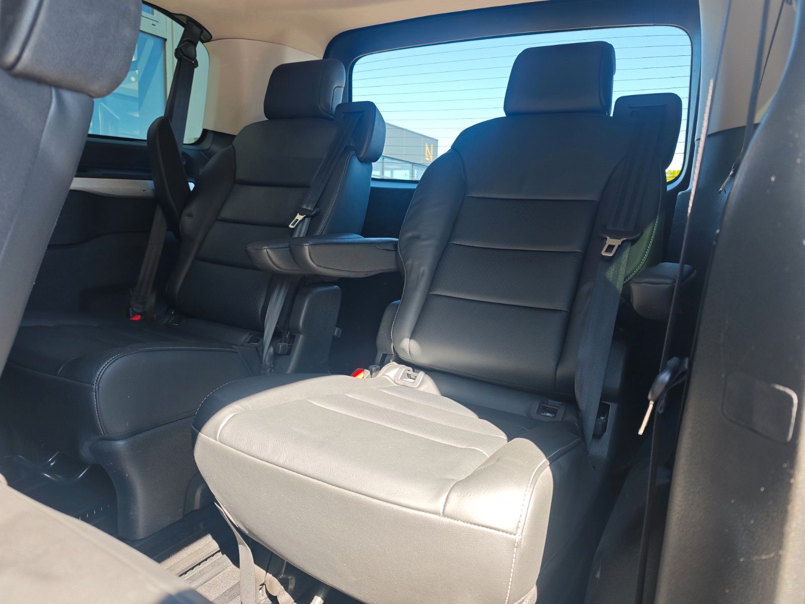 Fahrzeugabbildung Opel ZAFIRA LIFE*AUT.*2X ELEKTR. SCHIEBETÜR*MASSAGE*
