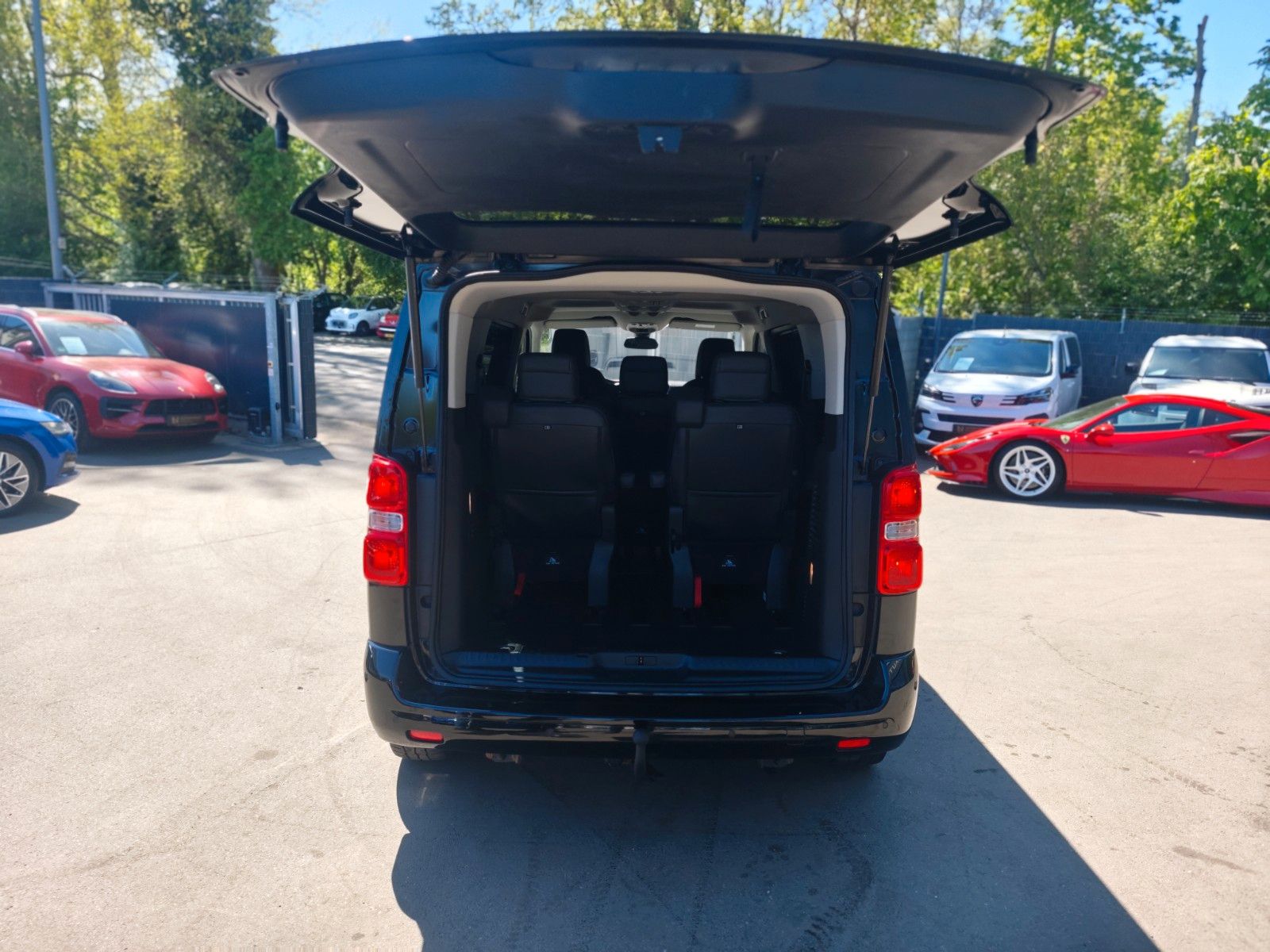 Fahrzeugabbildung Opel ZAFIRA LIFE*AUT.*2X ELEKTR. SCHIEBETÜR*MASSAGE*