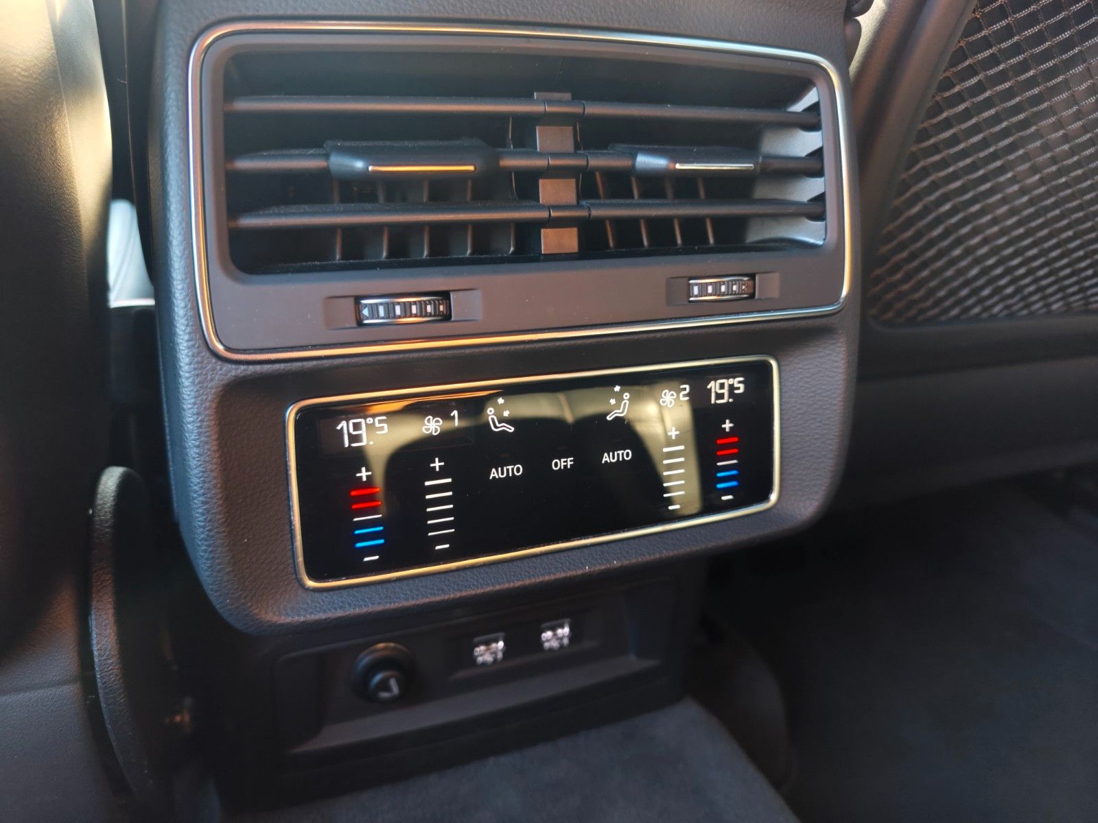 Fahrzeugabbildung Audi Q8 50TDI S-LINE SPORT+*B&O*22 Z.*MATRIX LED*AHK*