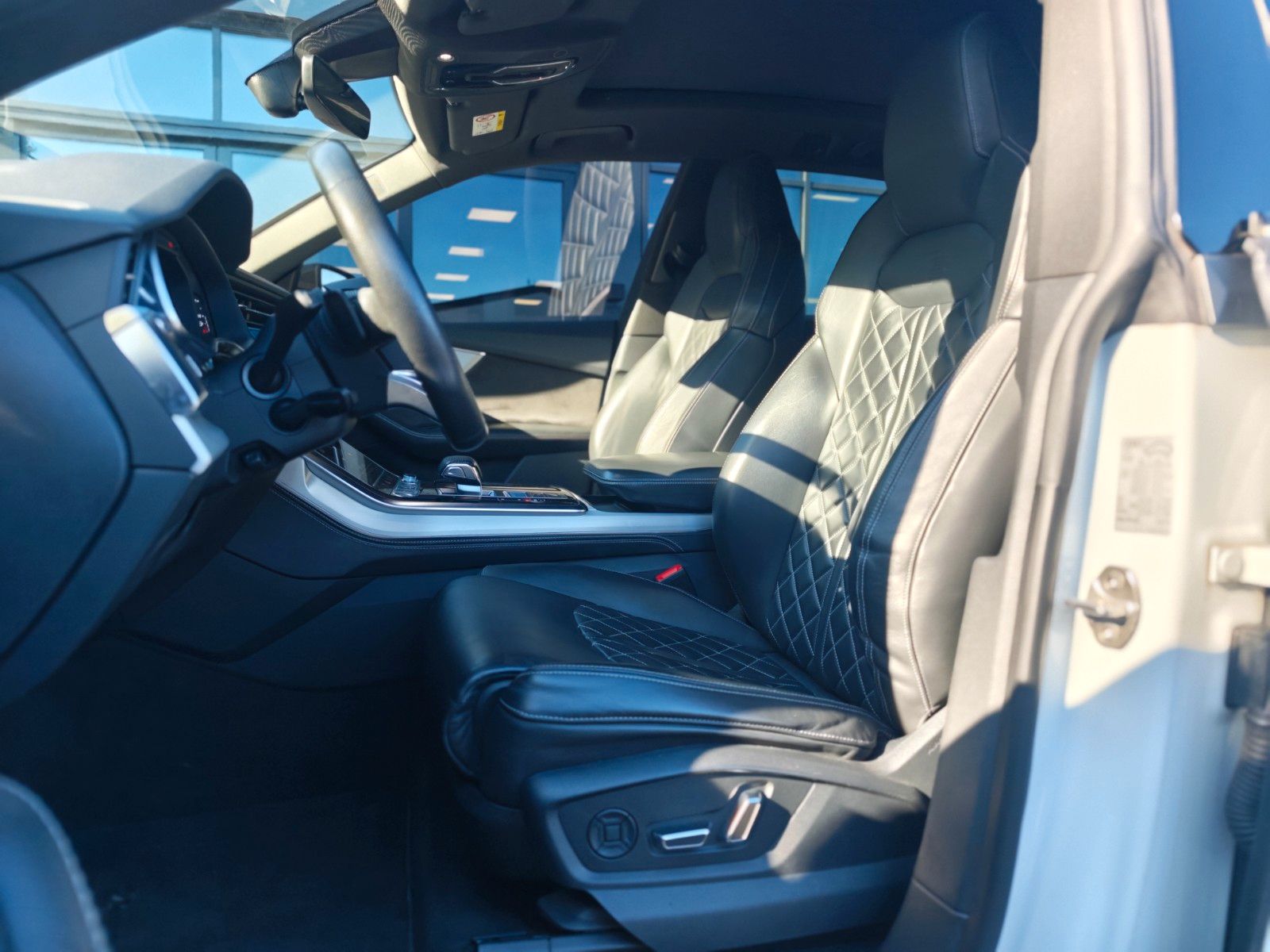 Fahrzeugabbildung Audi Q8 50TDI S-LINE SPORT+*B&O*22 Z.*MATRIX LED*AHK*