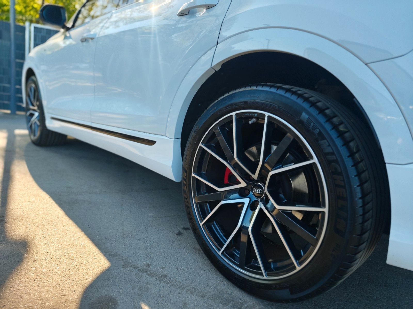 Fahrzeugabbildung Audi Q8 50TDI S-LINE SPORT+*B&O*22 Z.*MATRIX LED*AHK*