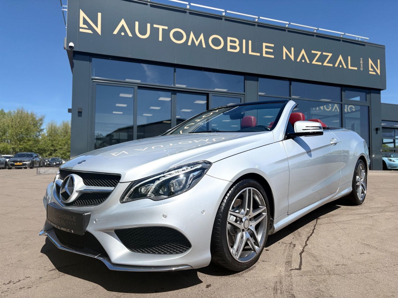 Fahrzeugabbildung Mercedes-Benz E 350 CABRIO BLUETEC / D *AMG-LINE*SHZ*NAVI*