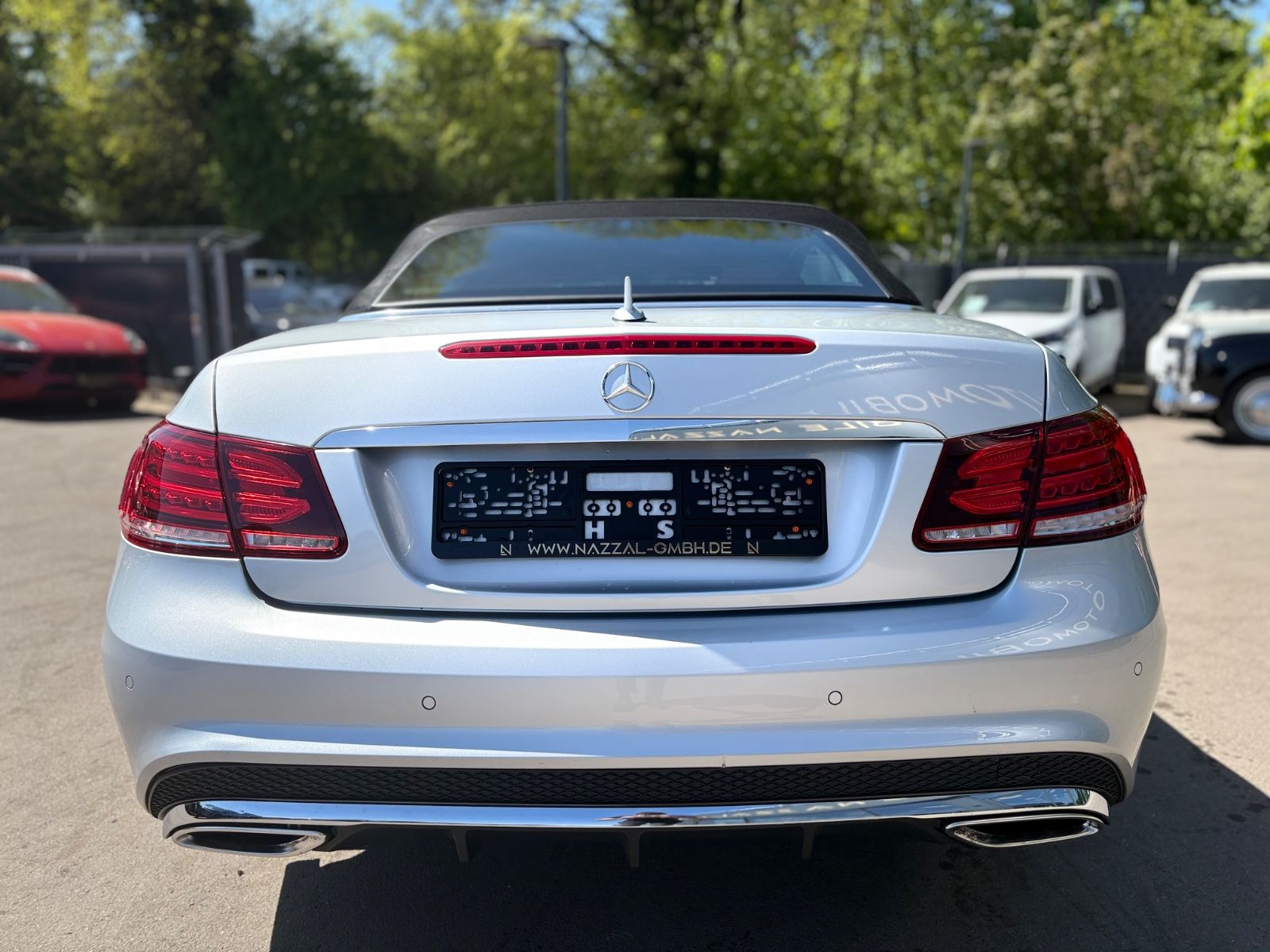 Fahrzeugabbildung Mercedes-Benz E 350 CABRIO BLUETEC / D *AMG-LINE*SHZ*NAVI*
