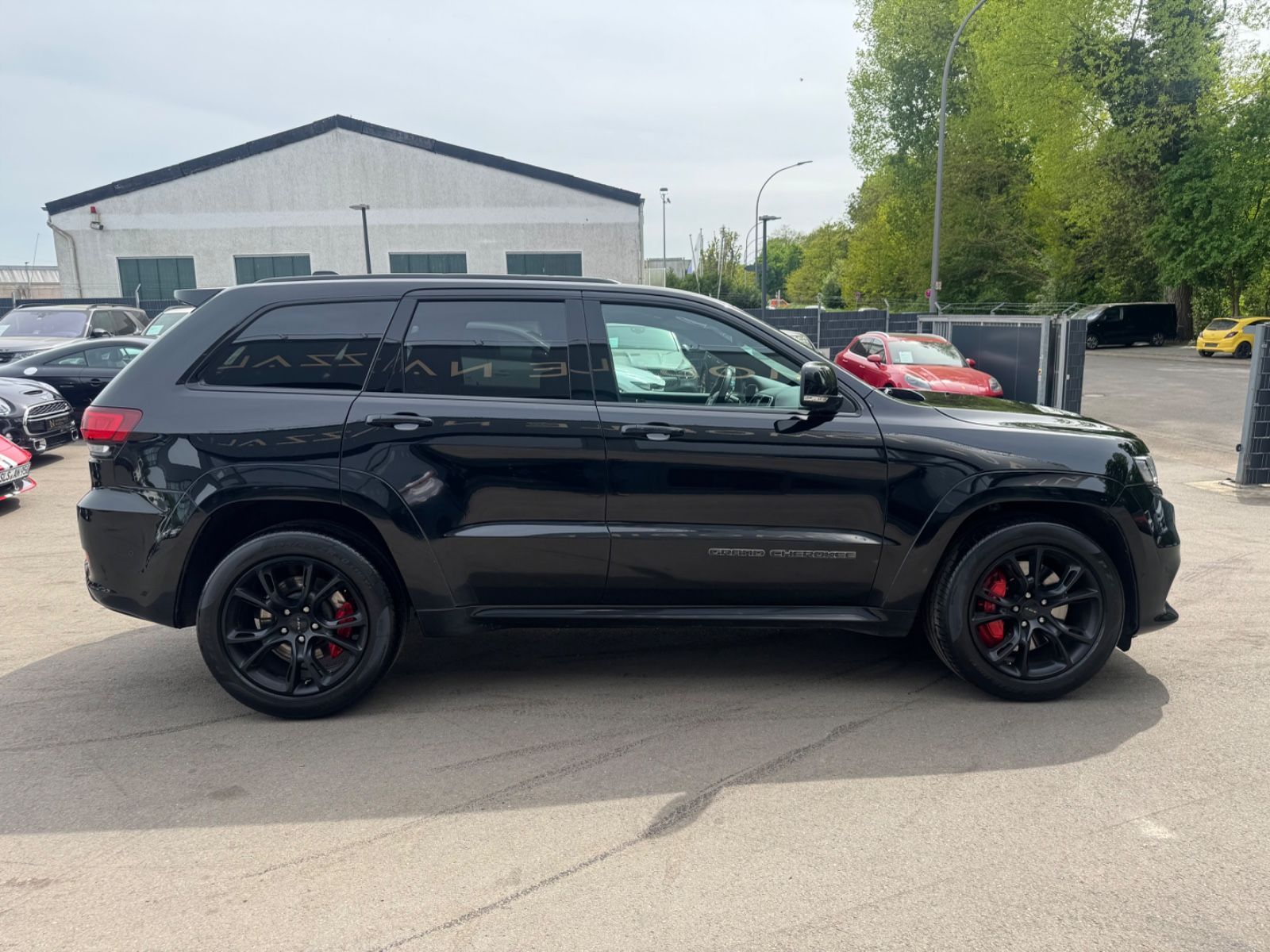 Fahrzeugabbildung Jeep GRAND CHEROKEE 6.4 HEMI SRT*BLACK-PACK*EWG/COC*