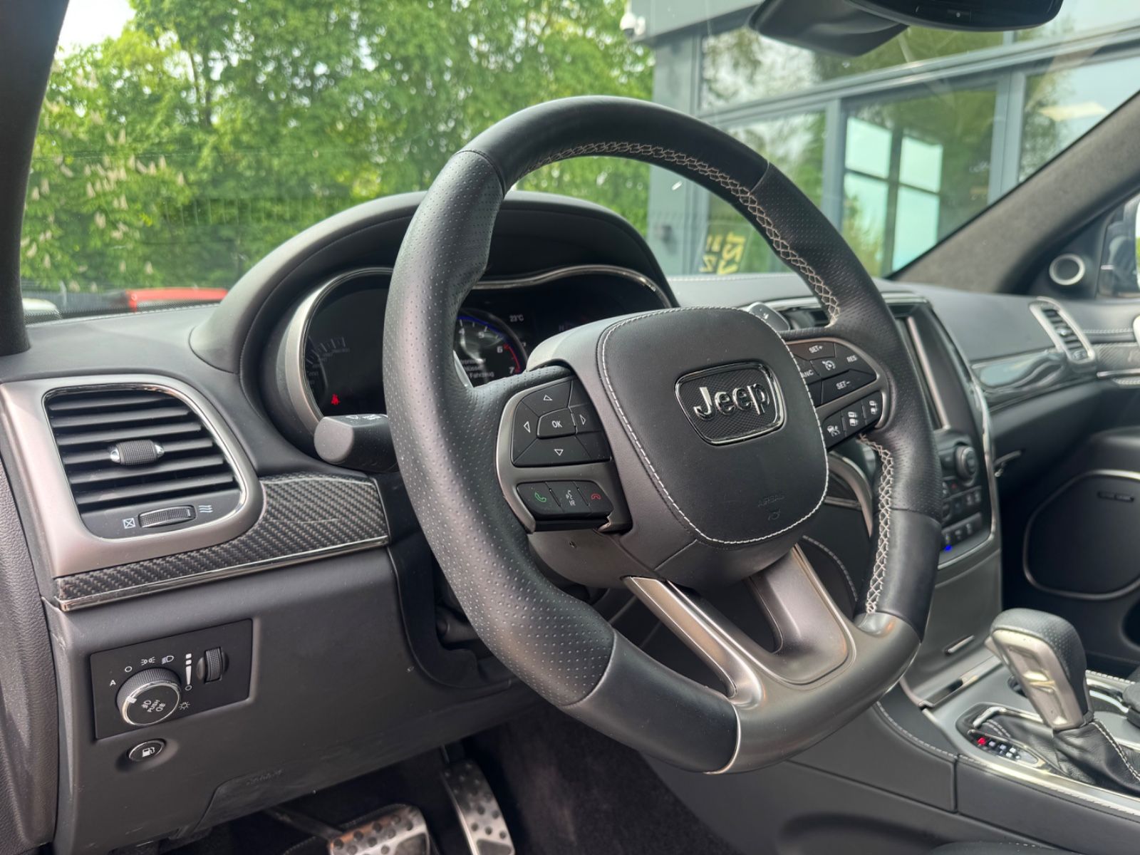 Fahrzeugabbildung Jeep GRAND CHEROKEE 6.4 HEMI SRT*BLACK-PACK*EWG/COC*