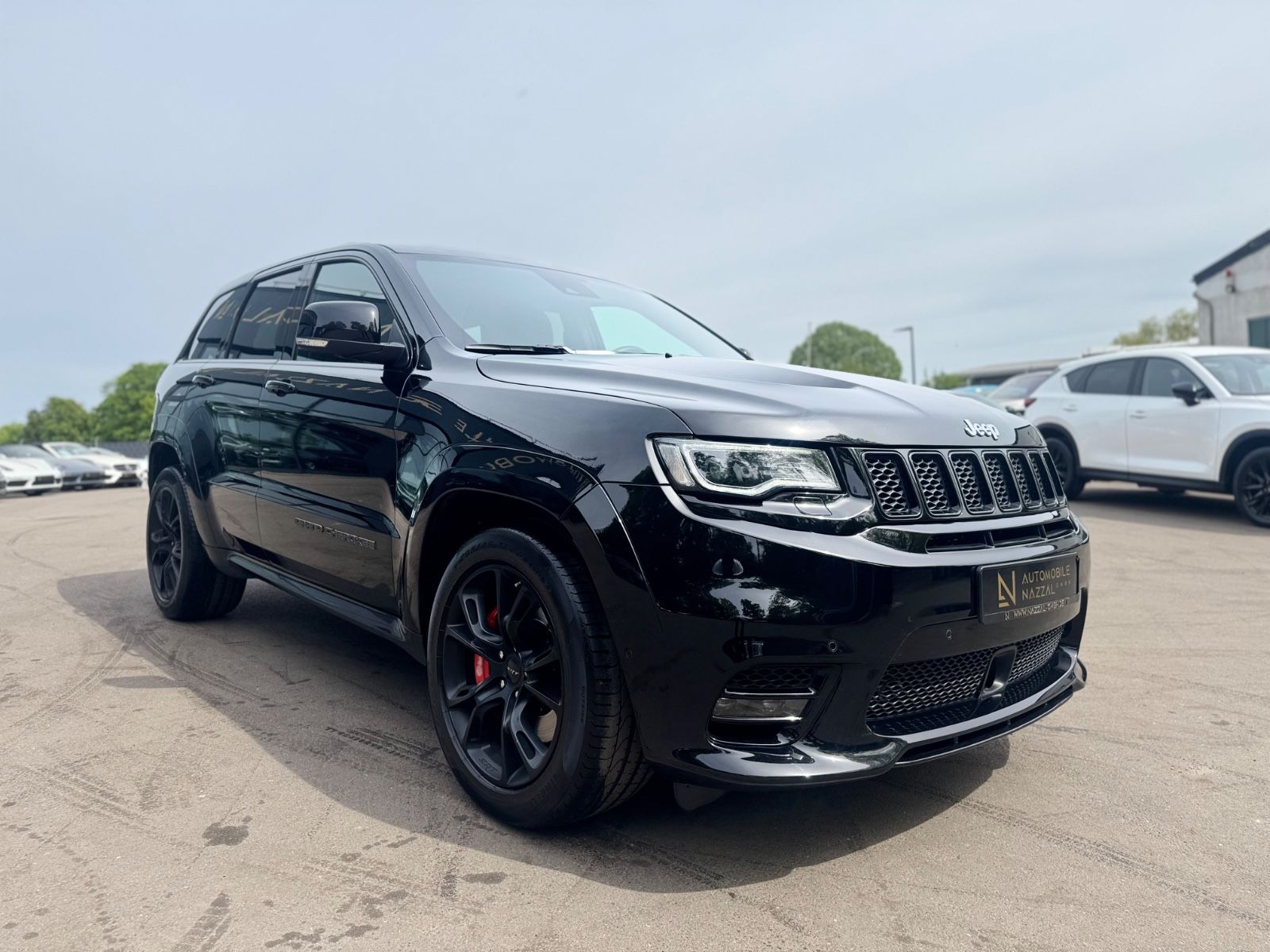 Fahrzeugabbildung Jeep GRAND CHEROKEE 6.4 HEMI SRT*BLACK-PACK*EWG/COC*