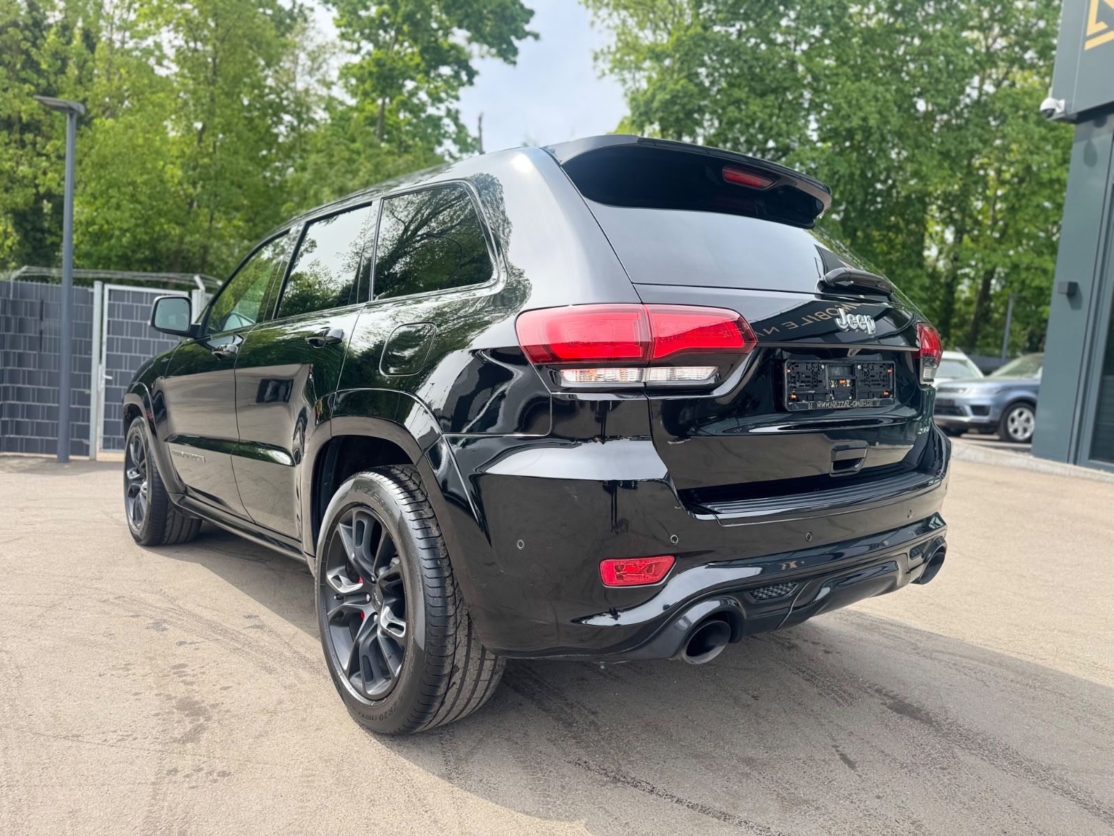 Fahrzeugabbildung Jeep GRAND CHEROKEE 6.4 HEMI SRT*BLACK-PACK*EWG/COC*