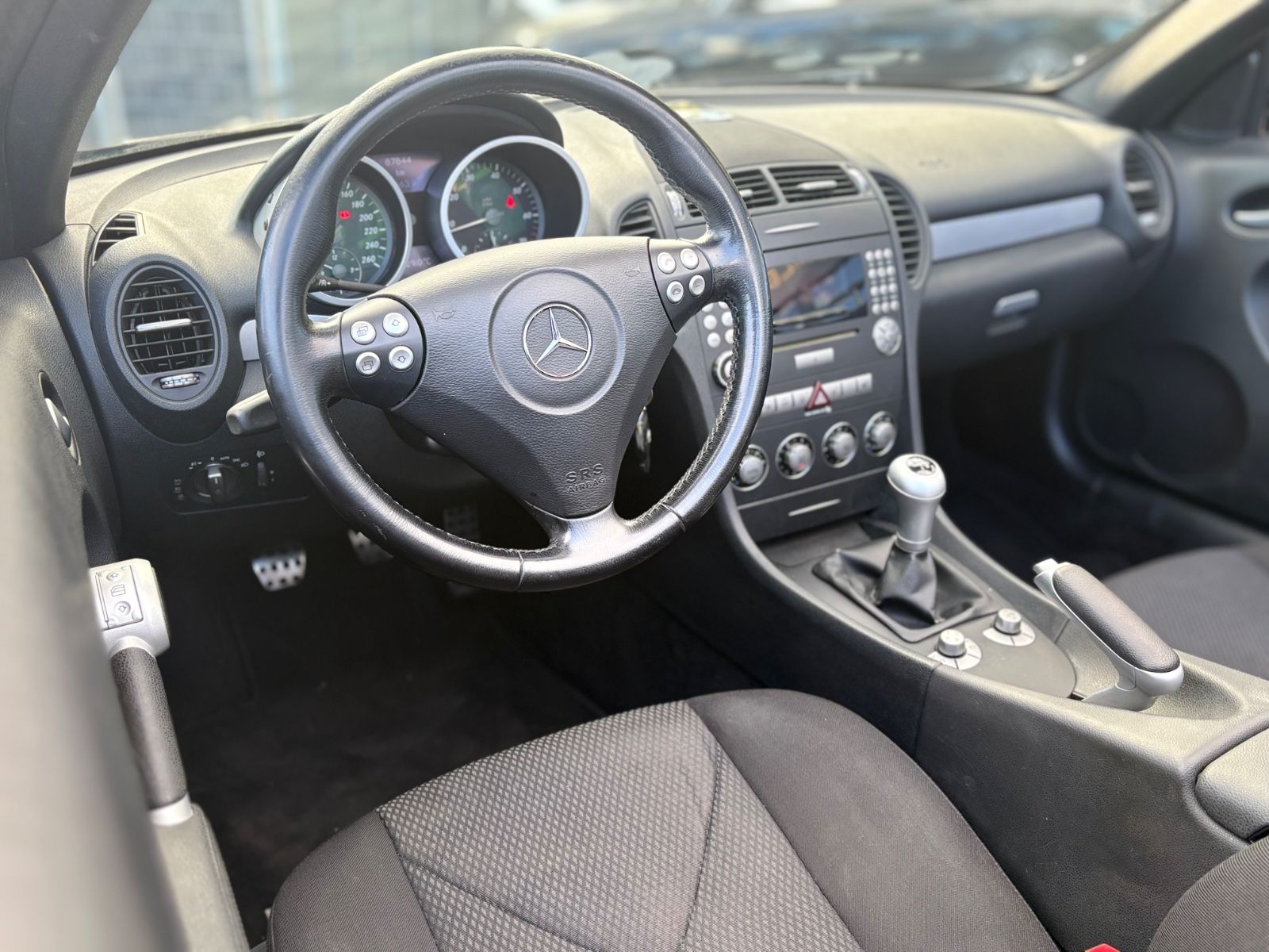 Fahrzeugabbildung Mercedes-Benz SLK 200 ROADSTAR KOMPRESSOR *SITZHEIZUNG*KLIMA*