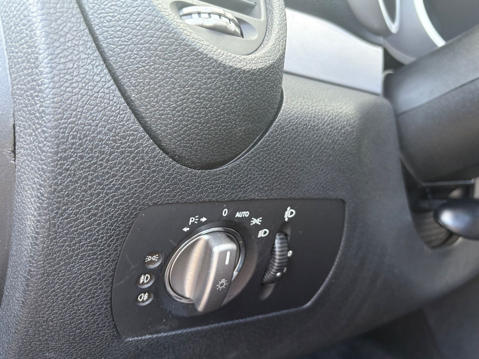 Fahrzeugabbildung Mercedes-Benz SLK 200 ROADSTAR KOMPRESSOR *SITZHEIZUNG*KLIMA*