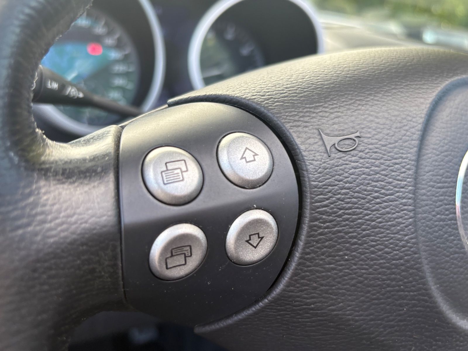 Fahrzeugabbildung Mercedes-Benz SLK 200 ROADSTAR KOMPRESSOR *SITZHEIZUNG*KLIMA*