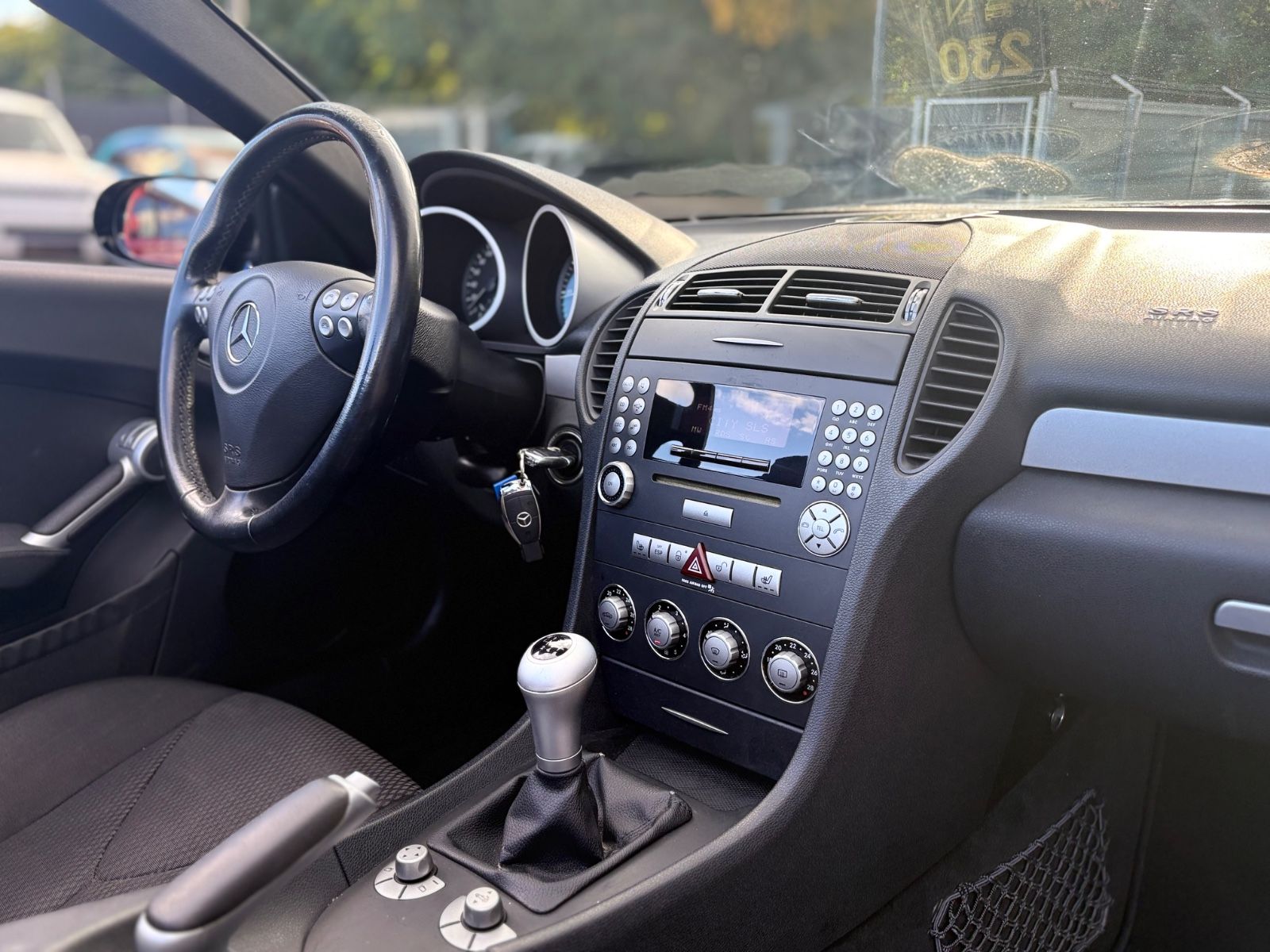 Fahrzeugabbildung Mercedes-Benz SLK 200 ROADSTAR KOMPRESSOR *SITZHEIZUNG*KLIMA*