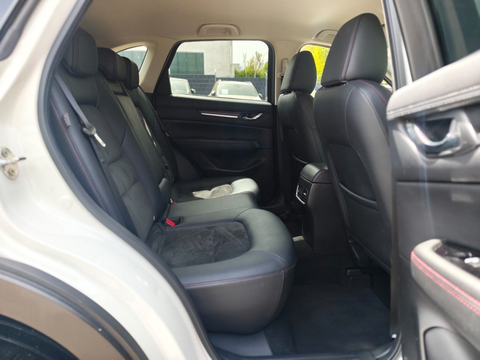 Fahrzeugabbildung Mazda CX-5 SKYACTIVE G*KAMERA*HEAD-UP*BOSE*ACC*LED*