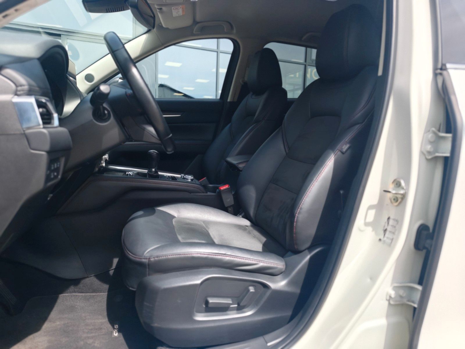 Fahrzeugabbildung Mazda CX-5 SKYACTIVE G*KAMERA*HEAD-UP*BOSE*ACC*LED*
