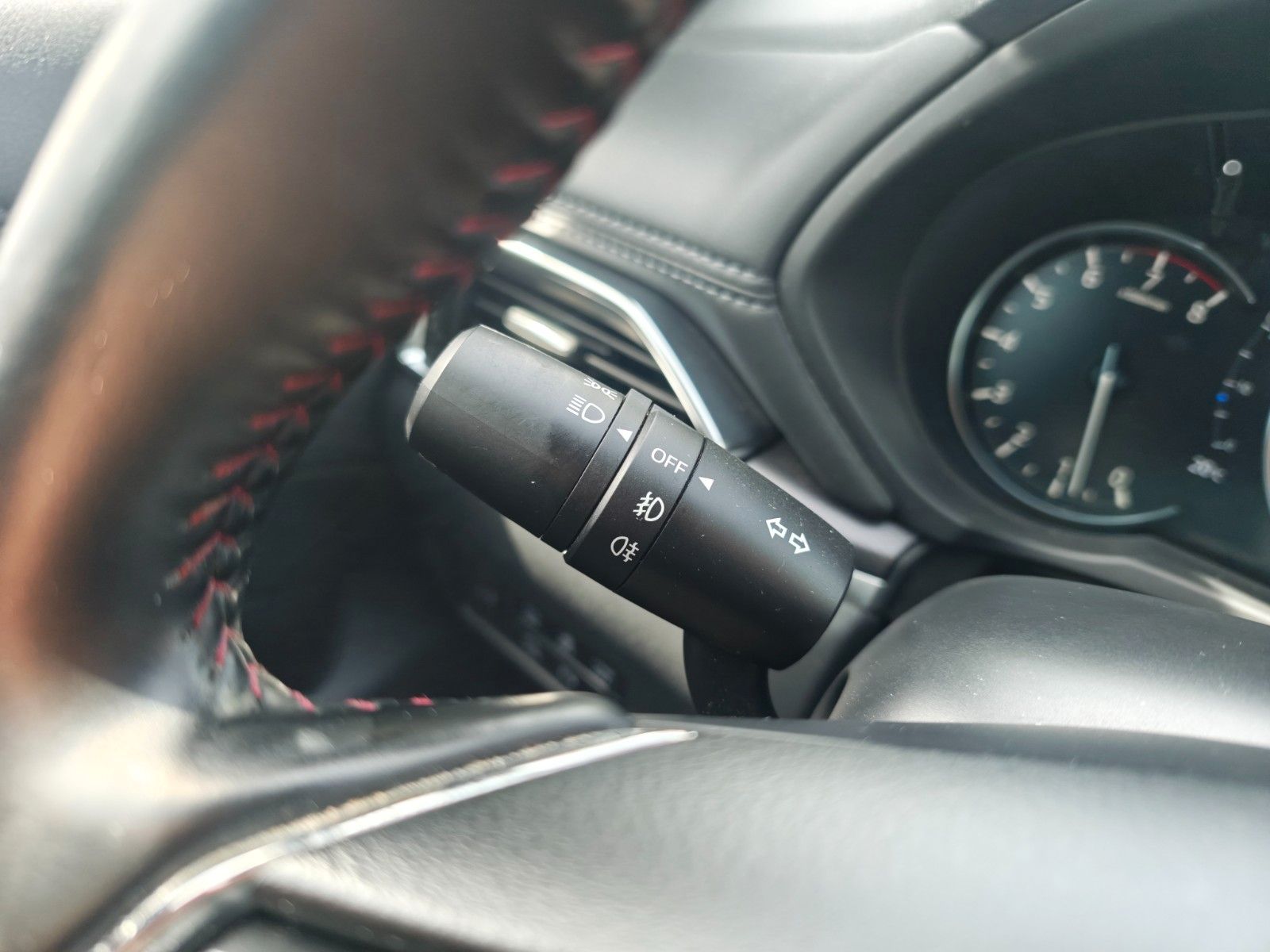 Fahrzeugabbildung Mazda CX-5 SKYACTIVE G*KAMERA*HEAD-UP*BOSE*ACC*LED*