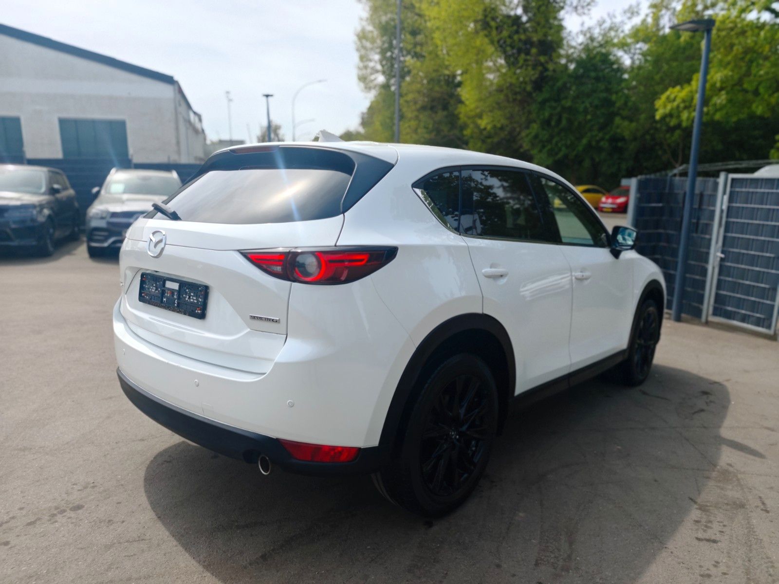Fahrzeugabbildung Mazda CX-5 SKYACTIVE G*KAMERA*HEAD-UP*BOSE*ACC*LED*