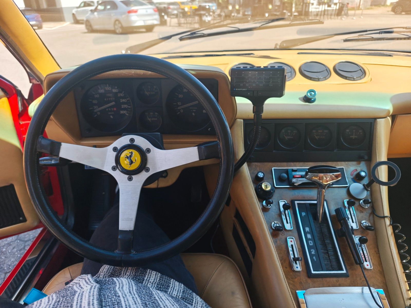 Fahrzeugabbildung Ferrari 400