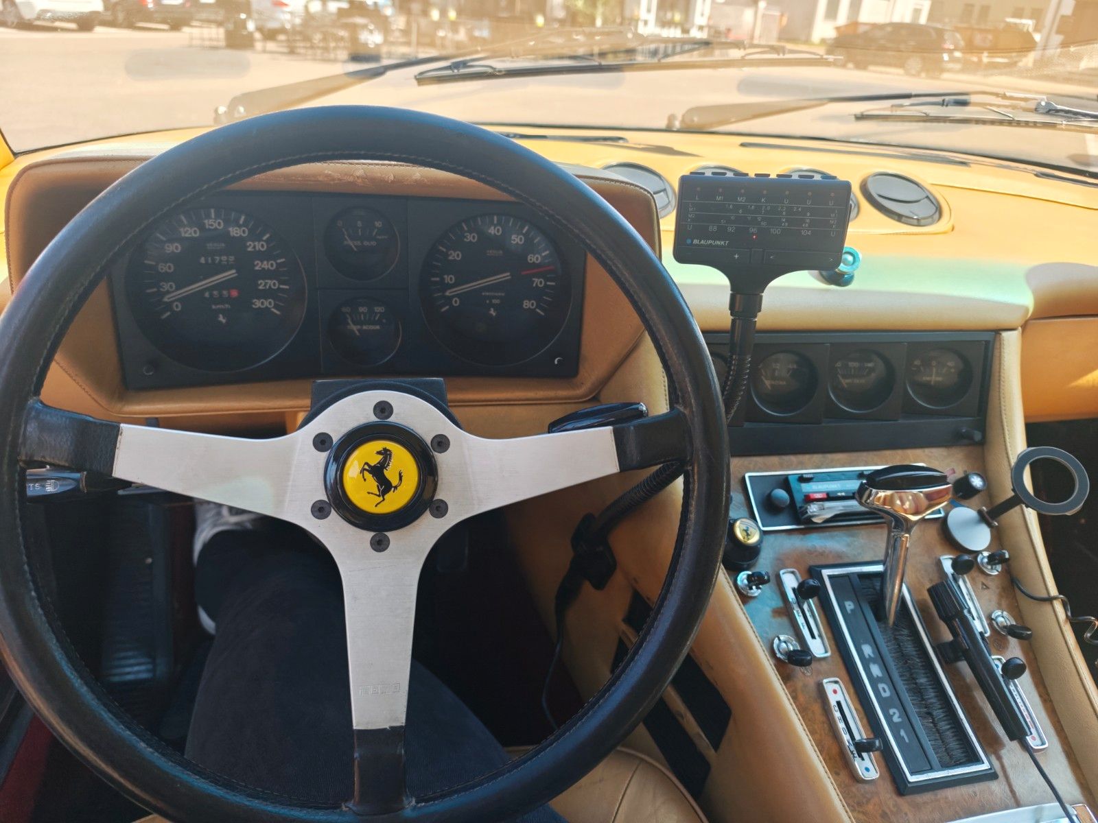Fahrzeugabbildung Ferrari 400