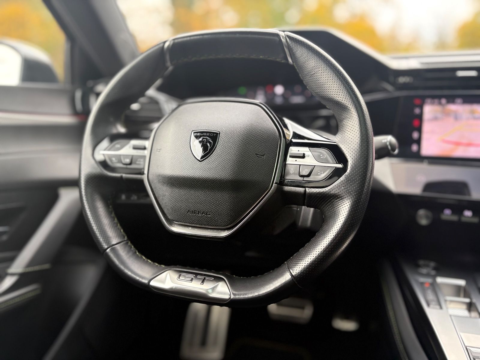 Fahrzeugabbildung Peugeot 308 SW GT*AUT*PANORAMA*MATRIX*360 KAMERA*TRAUM*