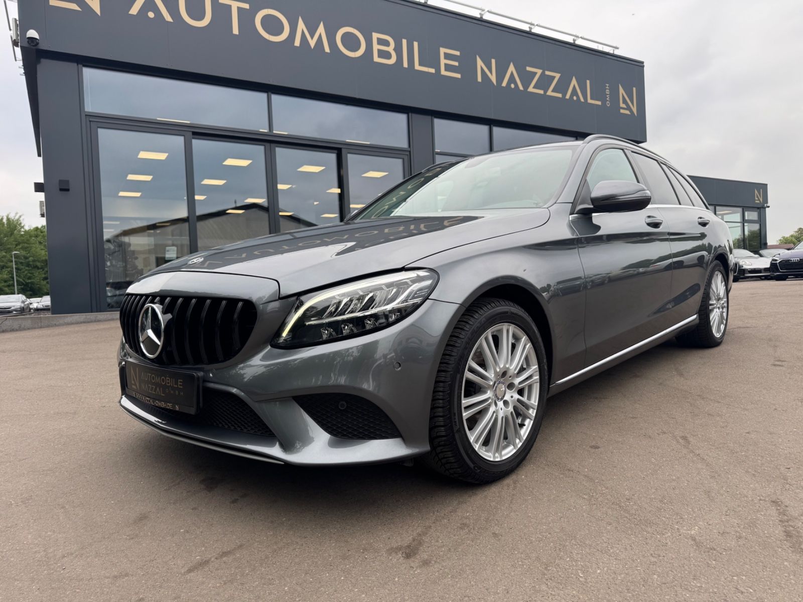 Fahrzeugabbildung Mercedes-Benz C 180dT*FACELIFT*VOLL-LED*NAVI*AHK*LEDER*KAMERA*