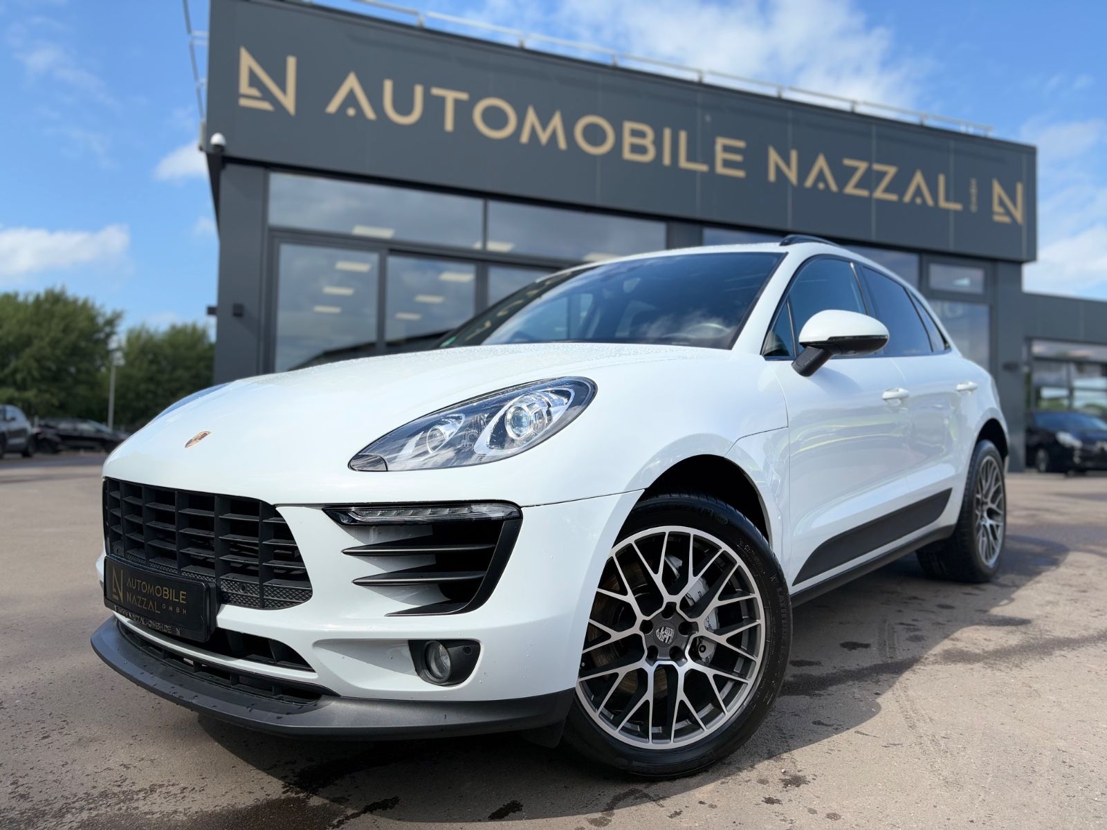 Fahrzeugabbildung Porsche MACAN S*AUT.*PANORAMA*KAMERA*NAVI*SPORT-ABGAS*