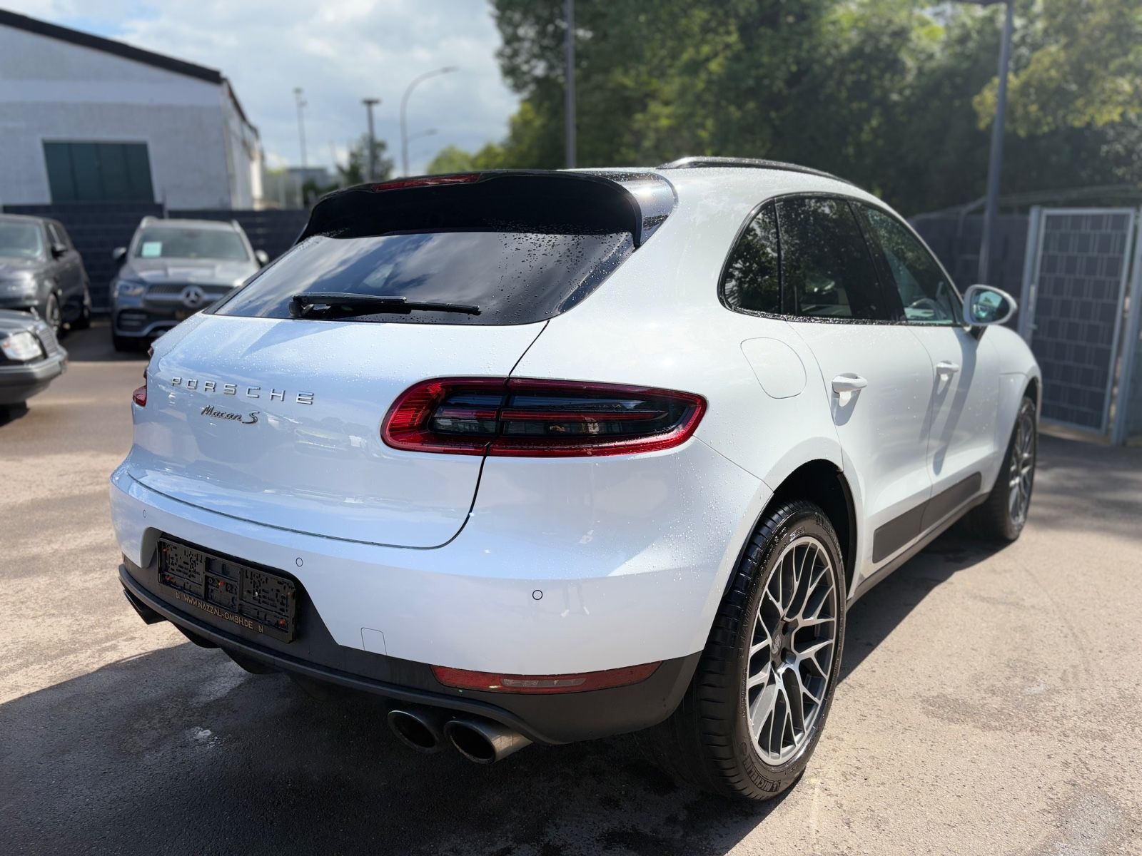 Fahrzeugabbildung Porsche MACAN S*AUT.*PANORAMA*KAMERA*NAVI*SPORT-ABGAS*
