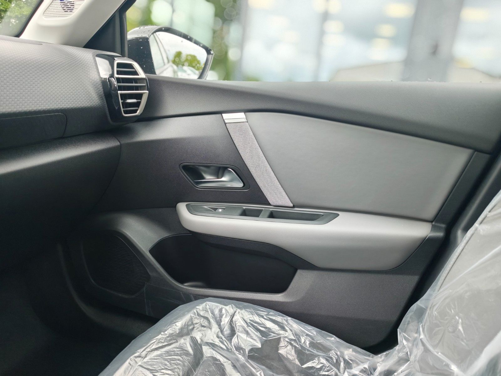Fahrzeugabbildung Citroën C4 LIM. COLLECTION*NAVI*KAMERA*TAGESZULASSUNG*^