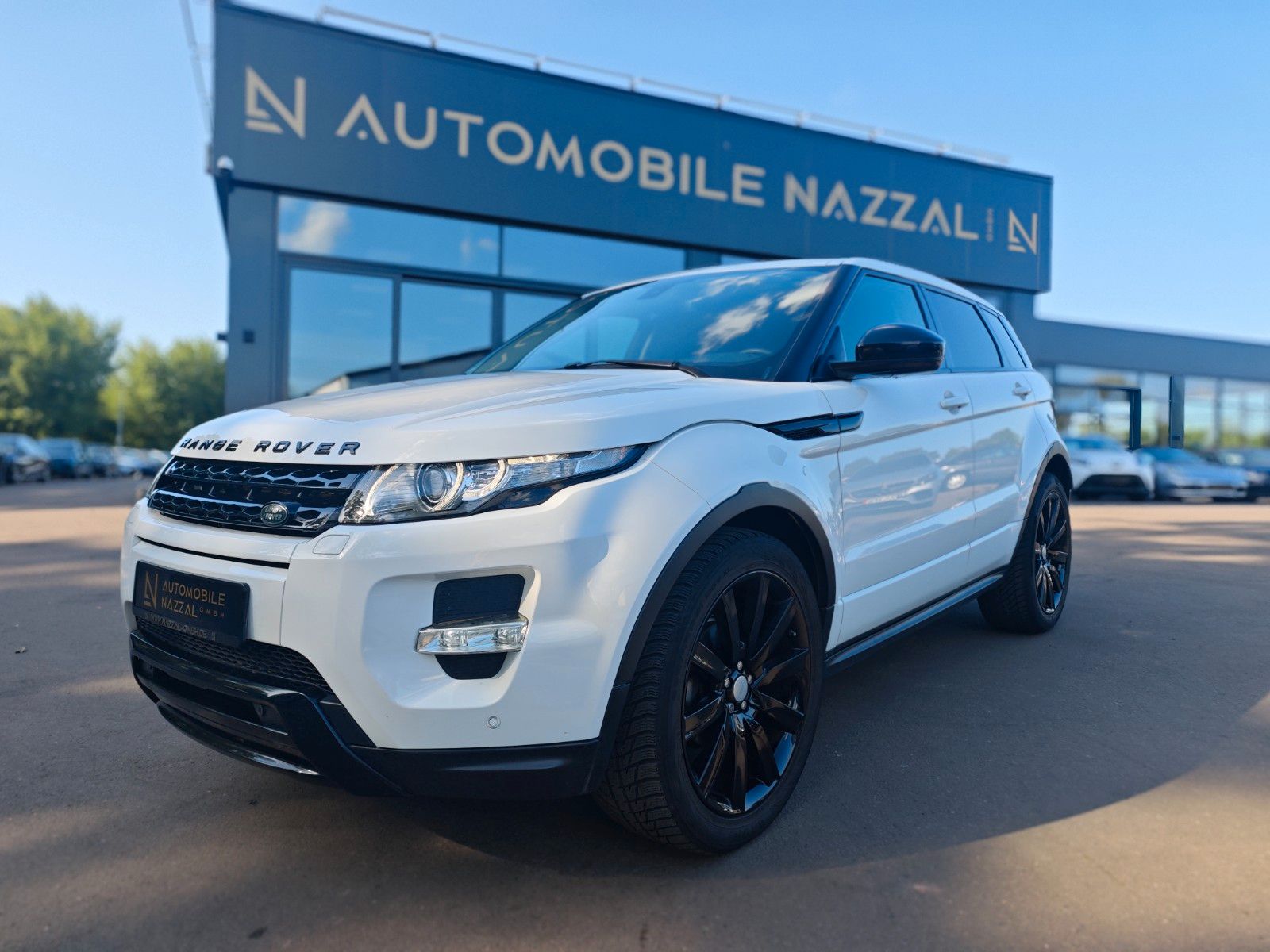 Fahrzeugabbildung Land Rover RANGE ROVER EVOQUE DYNAMIC*AUT.*XENON*2.HD*