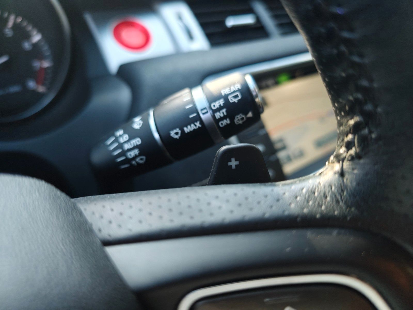 Fahrzeugabbildung Land Rover RANGE ROVER EVOQUE DYNAMIC*AUT.*XENON*2.HD*