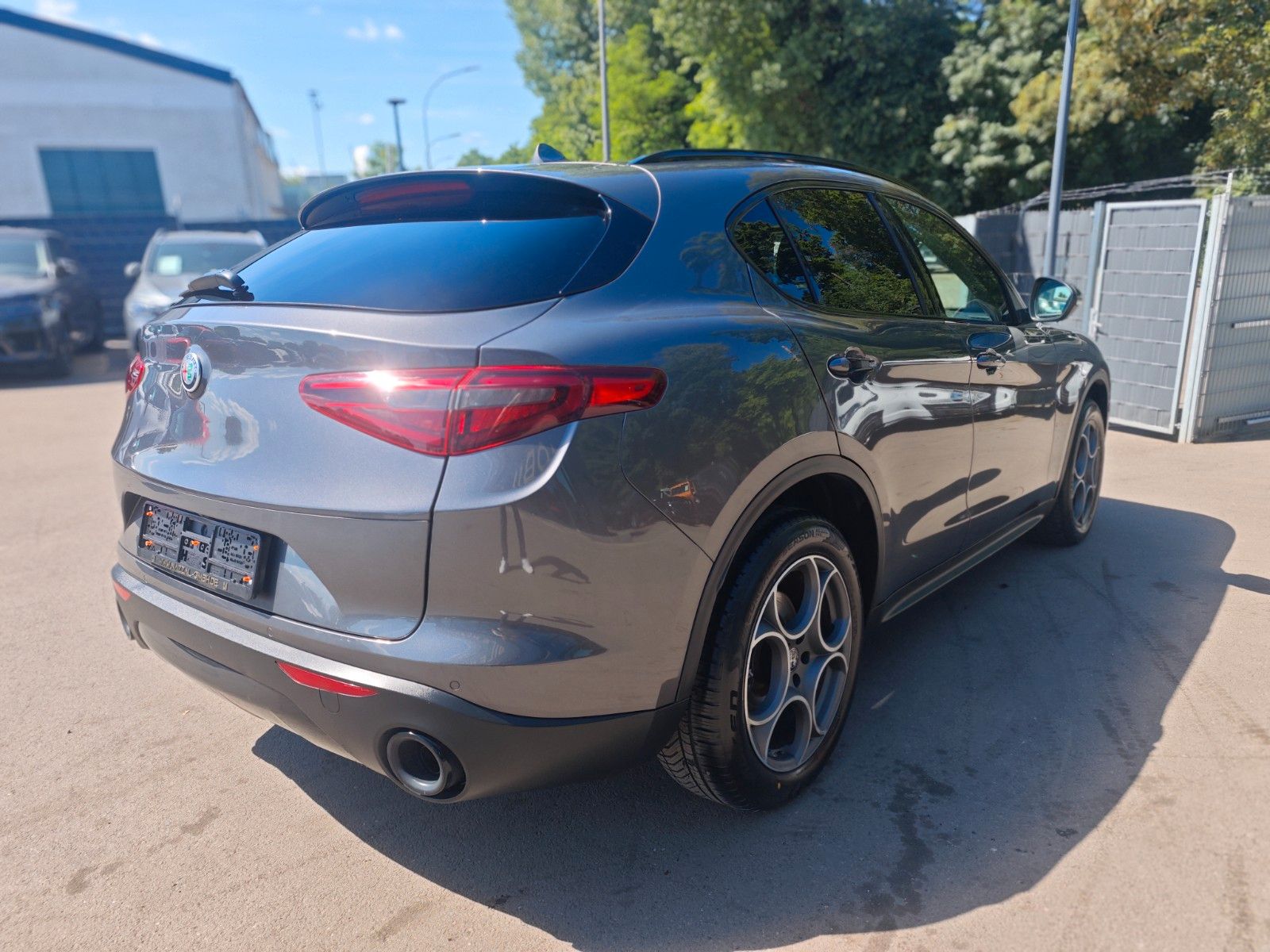 Fahrzeugabbildung Alfa Romeo STELVIO Q4*AWD*AUT*KAMERA*LEDER*2.HAND*TOP