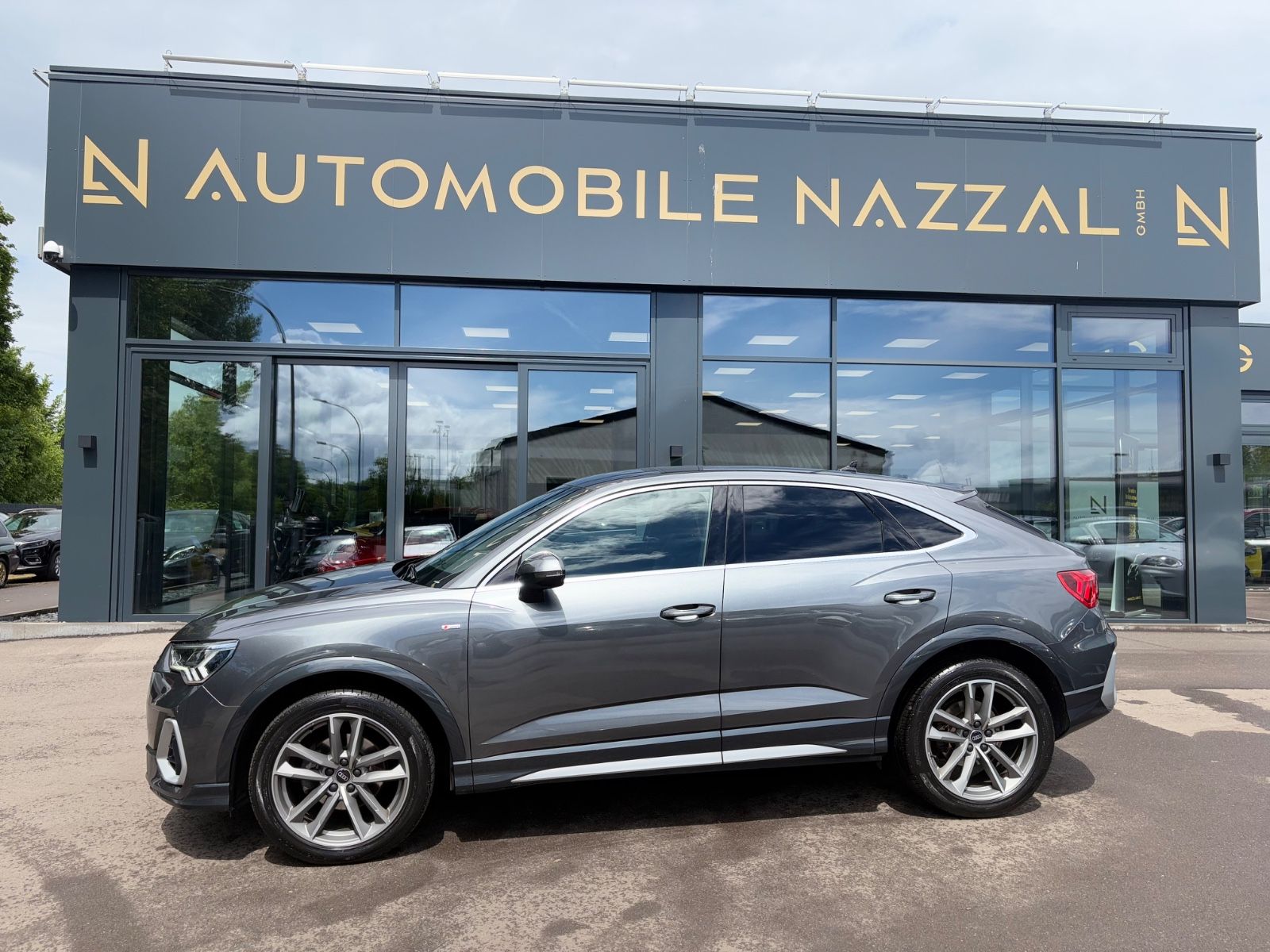 Fahrzeugabbildung Audi Q3 SPORTBACK S-LINE*QUATTRO*AUT*LED*KAMERA*2.HD