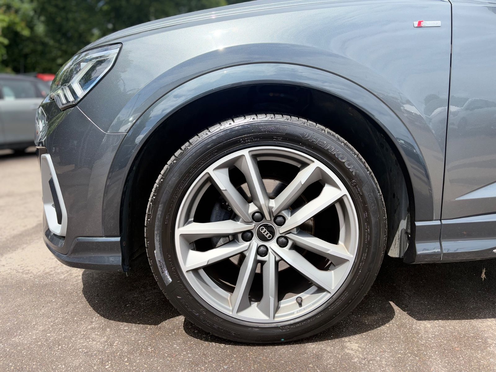 Fahrzeugabbildung Audi Q3 SPORTBACK S-LINE*QUATTRO*AUT*LED*KAMERA*2.HD