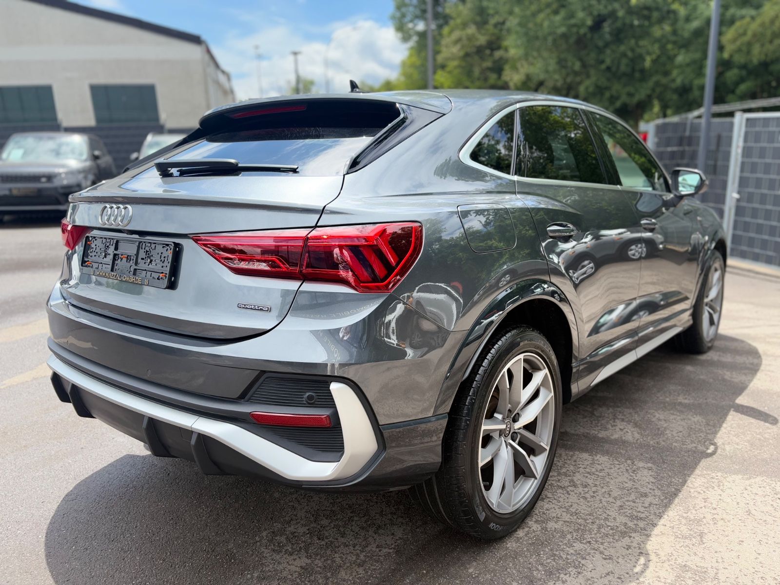 Fahrzeugabbildung Audi Q3 SPORTBACK S-LINE*QUATTRO*AUT*LED*KAMERA*2.HD