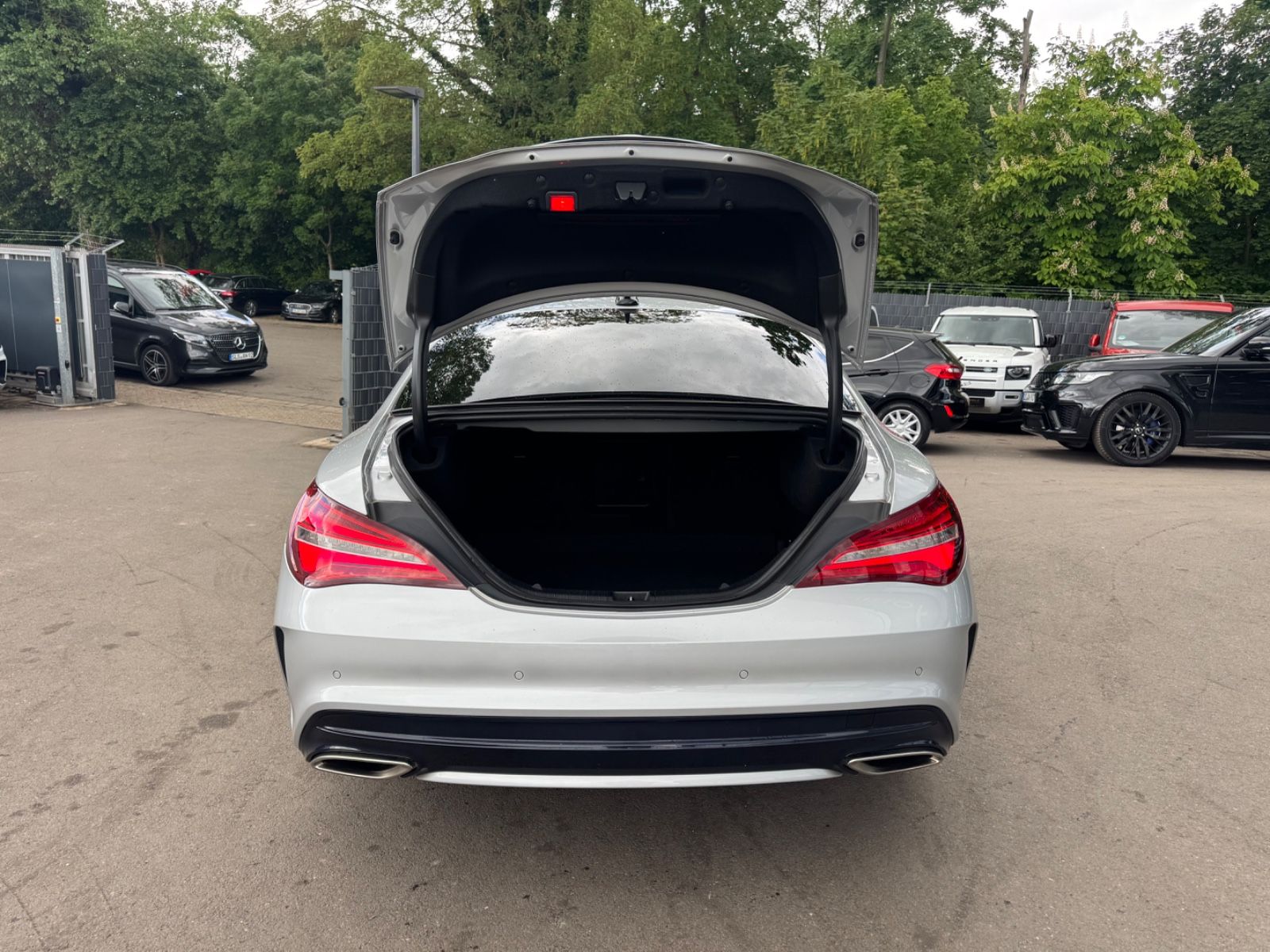 Fahrzeugabbildung Mercedes-Benz CLA 200 CDI AMG-LINE*LED*NAVI*R-KAMERA*FACELIFT*